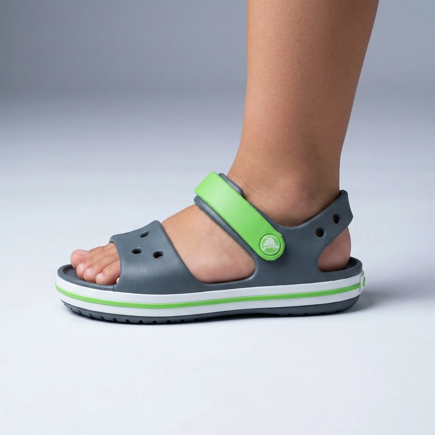 Сандалі дитячі Crocband Cruiser Sandal K Sdt 209423-1NJ-Slate Grey/Acidity CROCS C11 (28-29) Темно-сірий