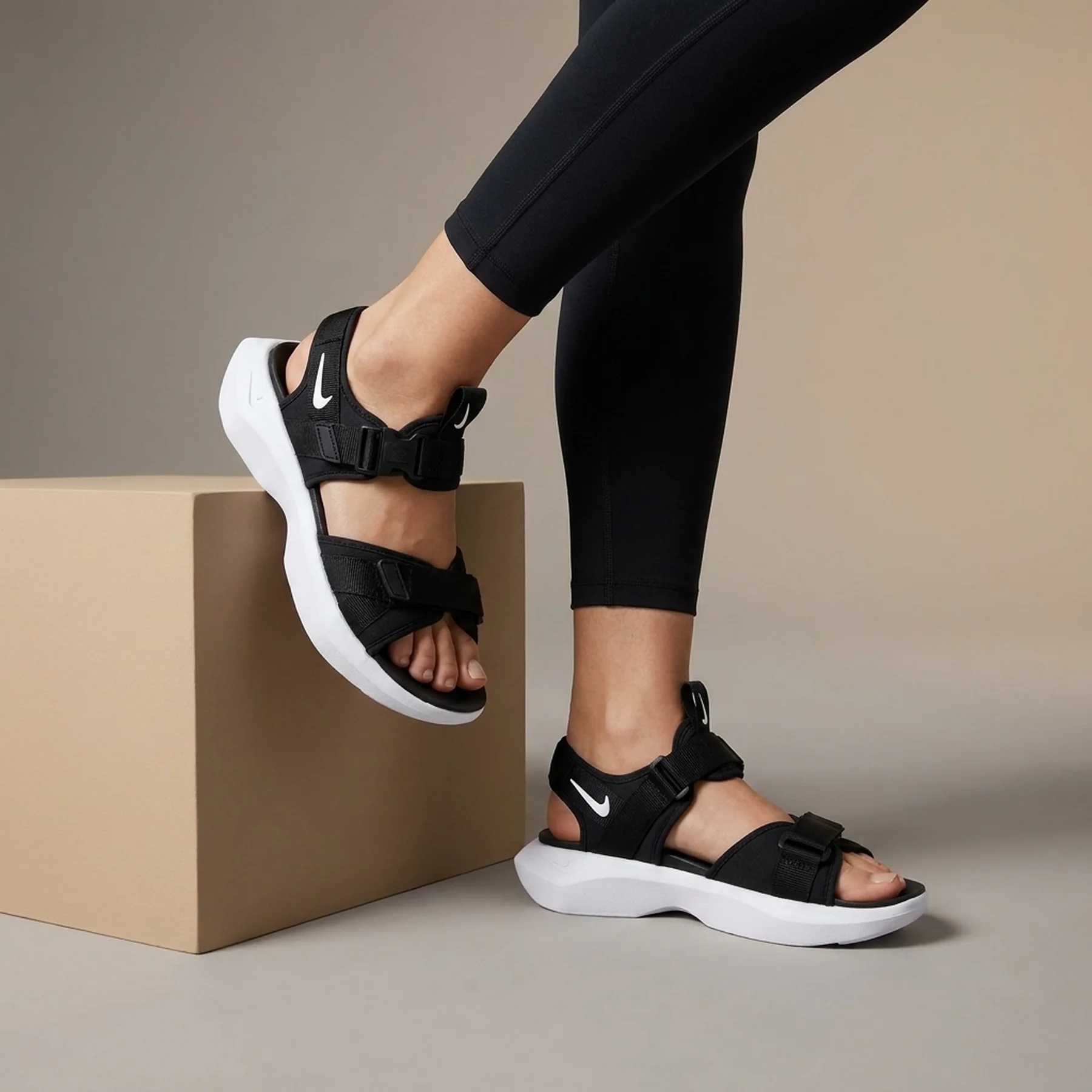 Сандалі жіночі Nike Vista (DJ6607-001)