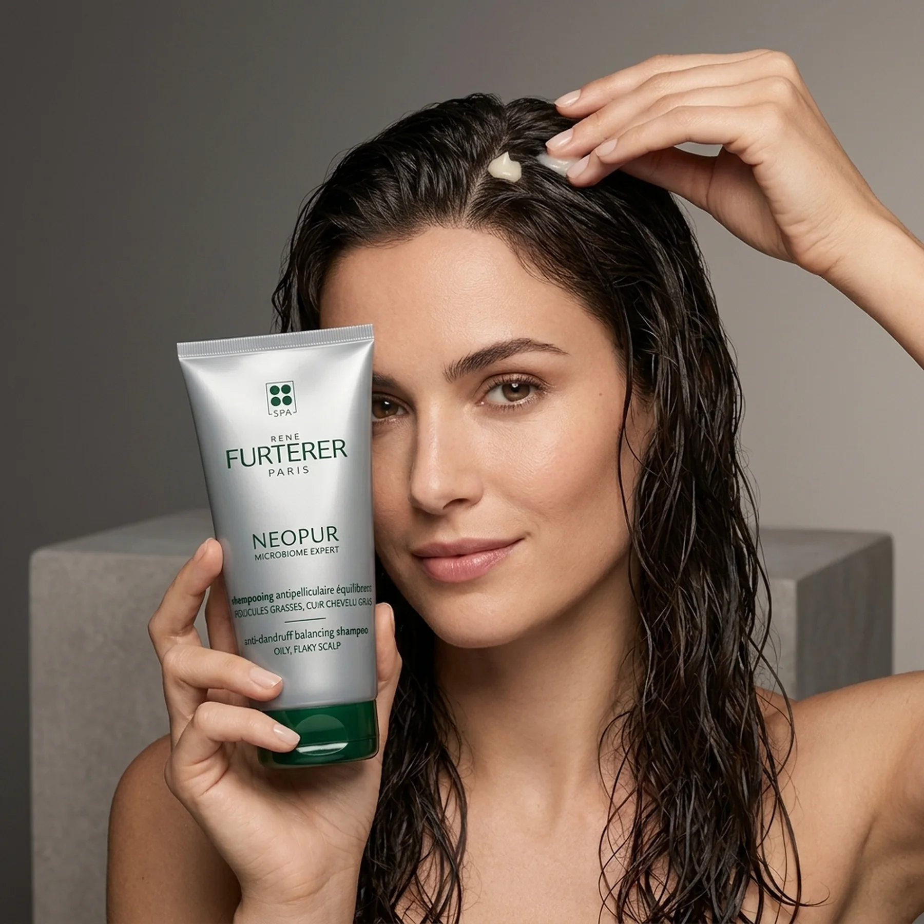 Шампунь против жирной перхоти Rene Furterer Neopur Anti-Dandruff Shampoo 150 мл