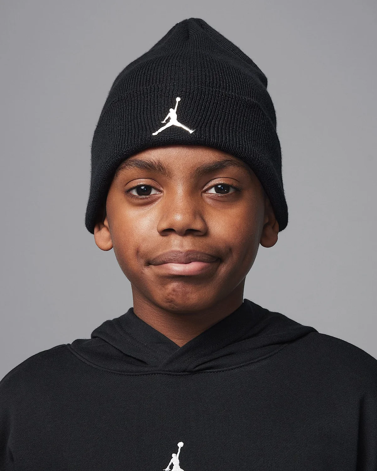 Шапка Jordan Cuffed Beanie Kids (9A0063-023)