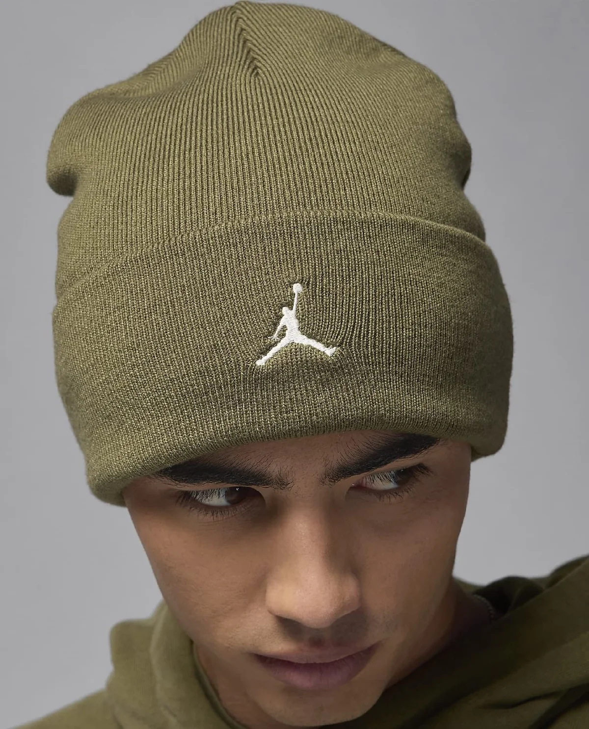 Шапка Nike Air Jordan Peak Essential