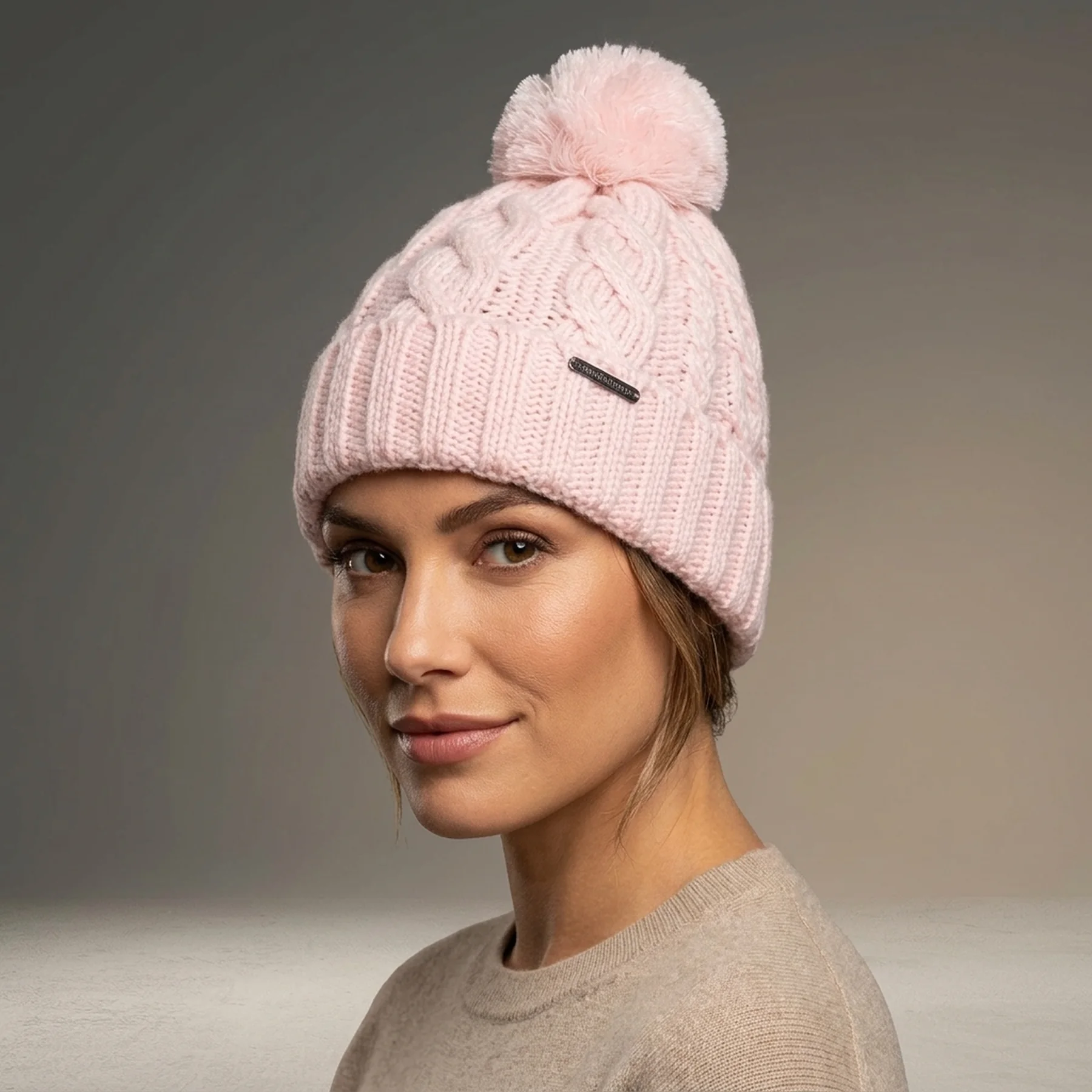 Шапка New Balance Lux Knit Pom