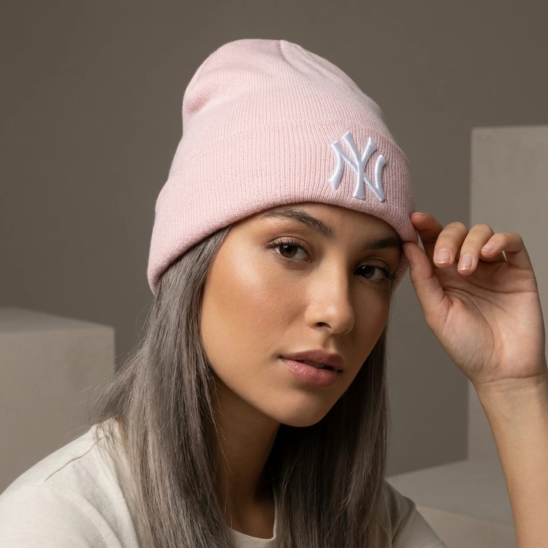 Шапка New Era ESS NYY PNK