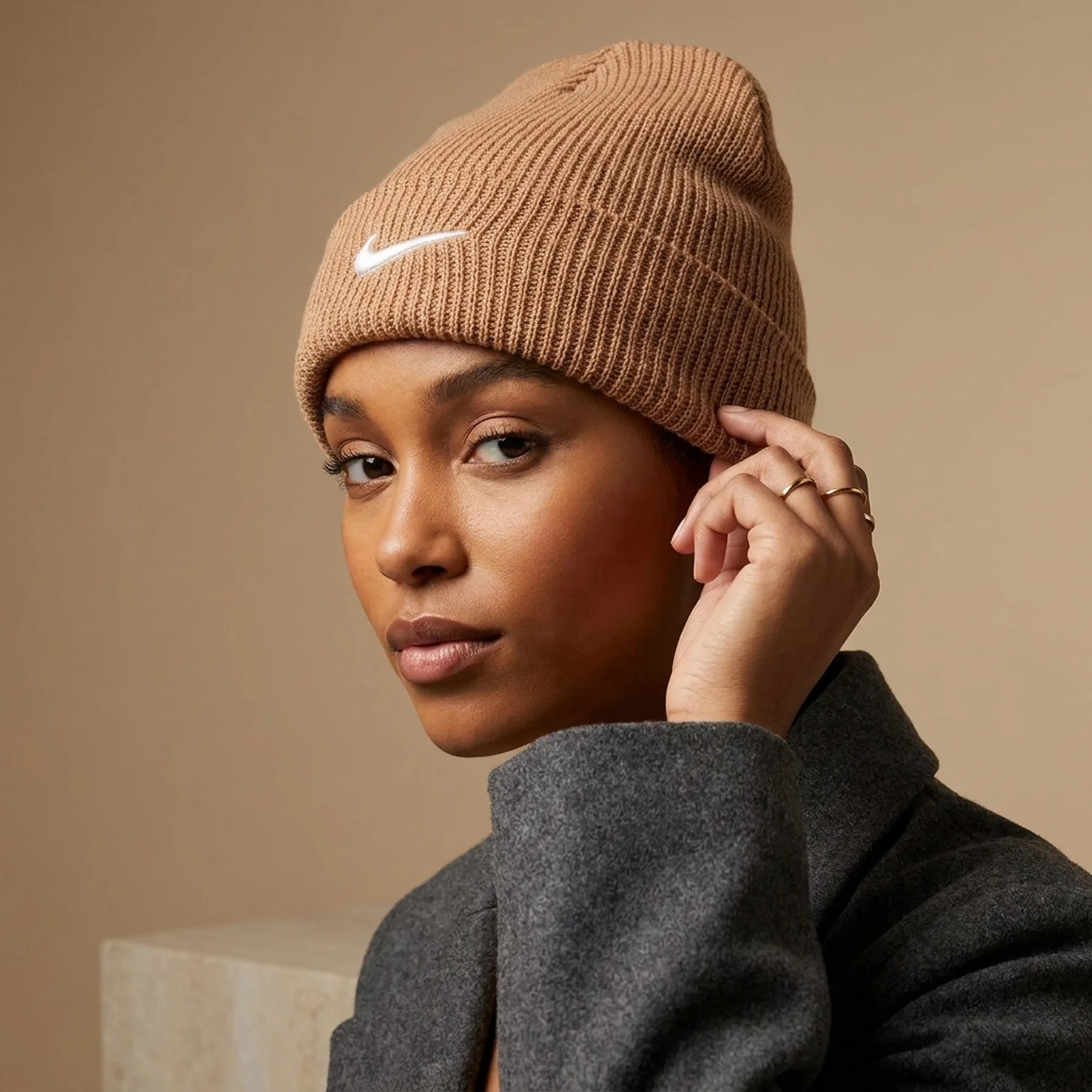 Шапка Nike U Nsw Beanie Utility Swoosh