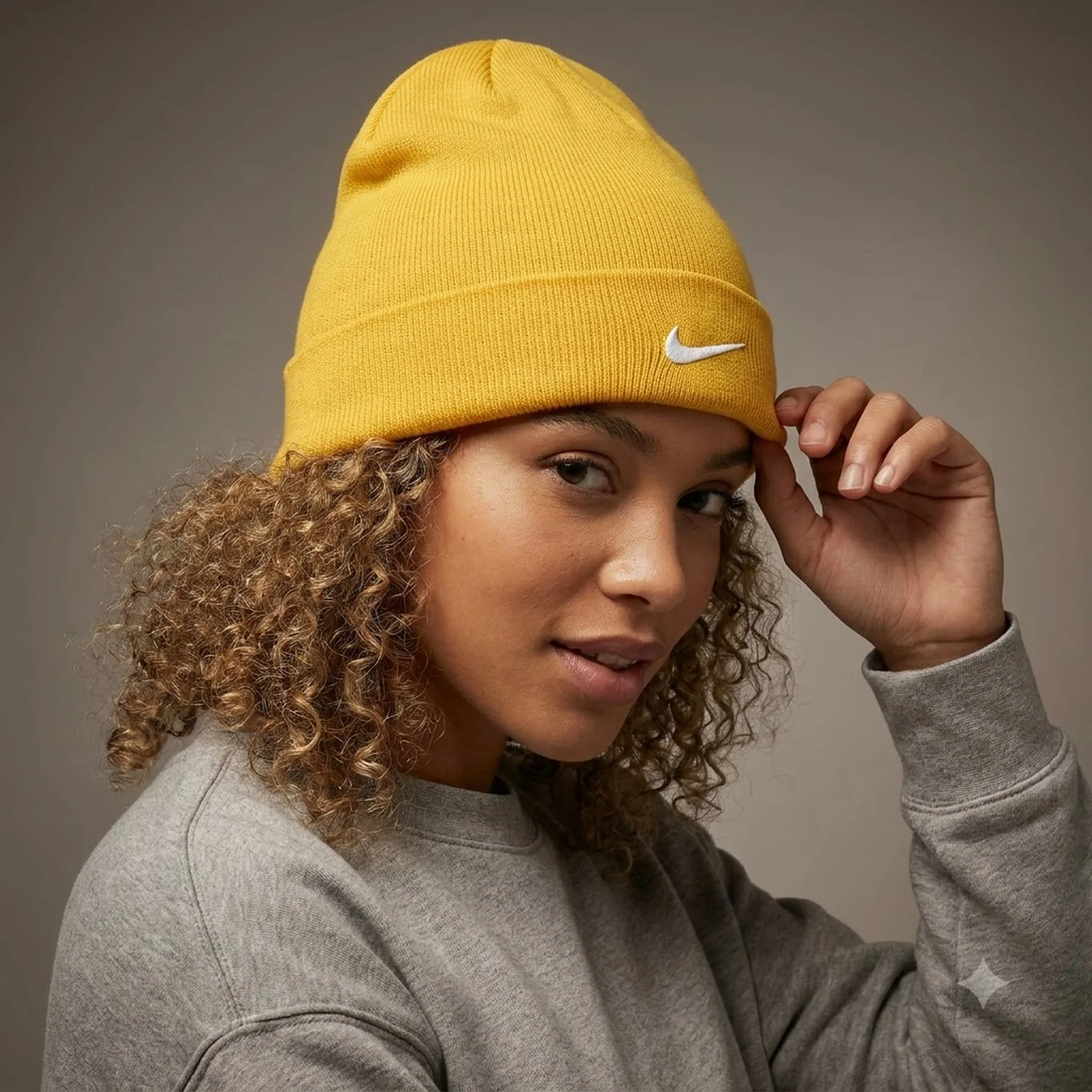 Шапка Nike Cuffed Beanie CW5871-752