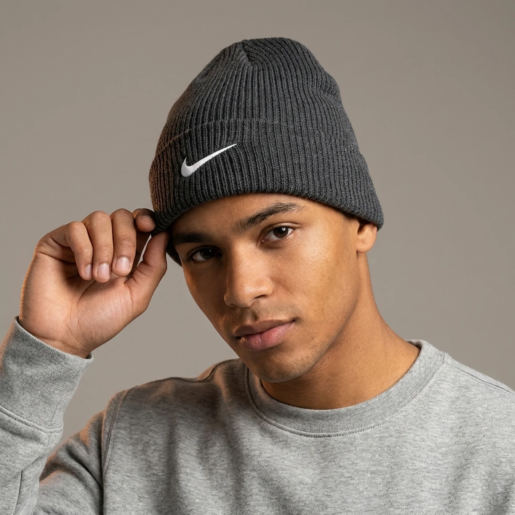 Шапка Nike Sportswear Fisherman Beanie DV3352-084