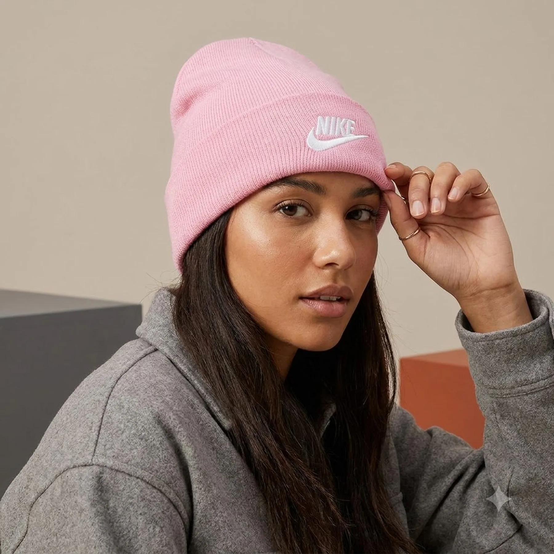 U NK PEAK BEANIE SC FUT L