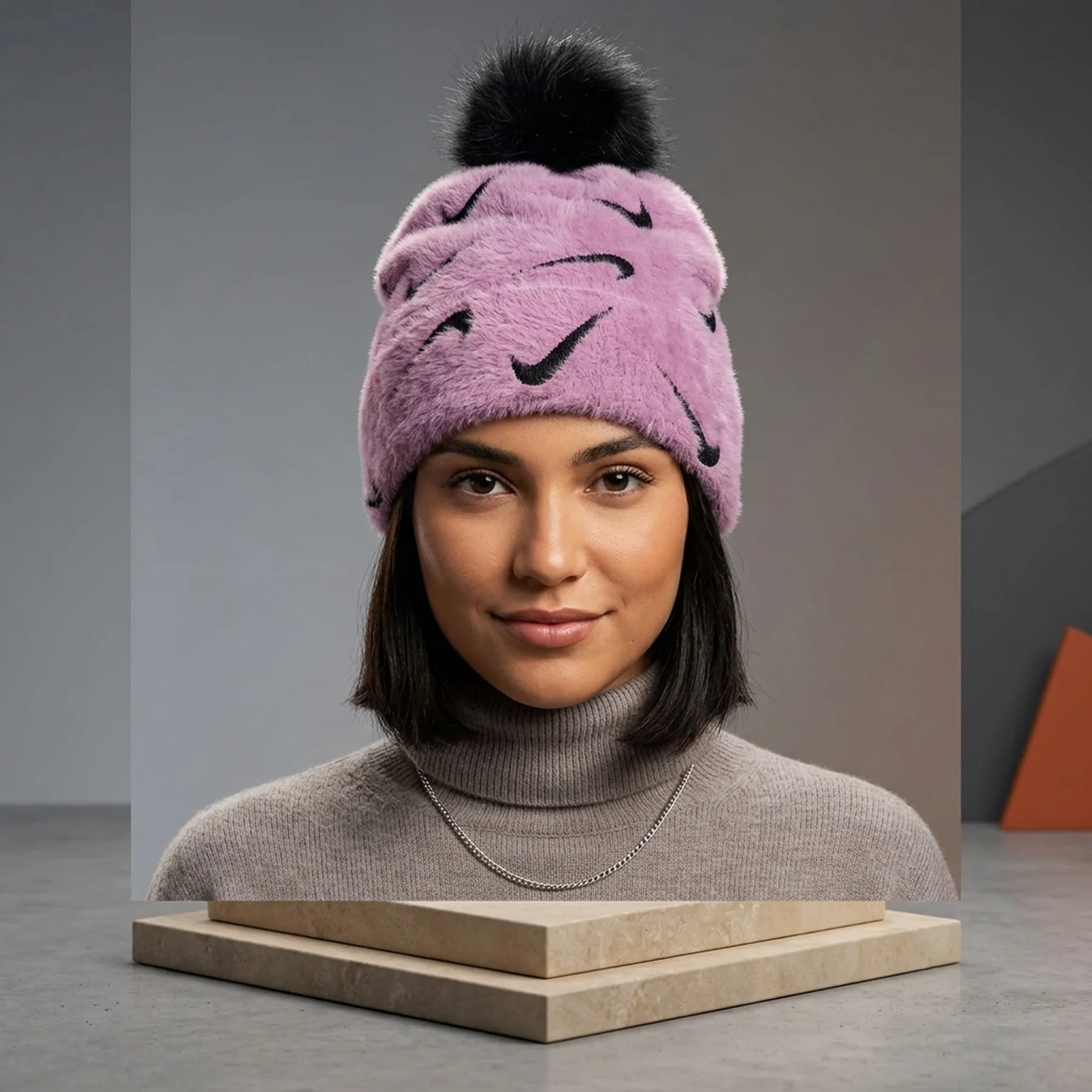Шапка Nike Peak Pom Beanie FZ3062-523