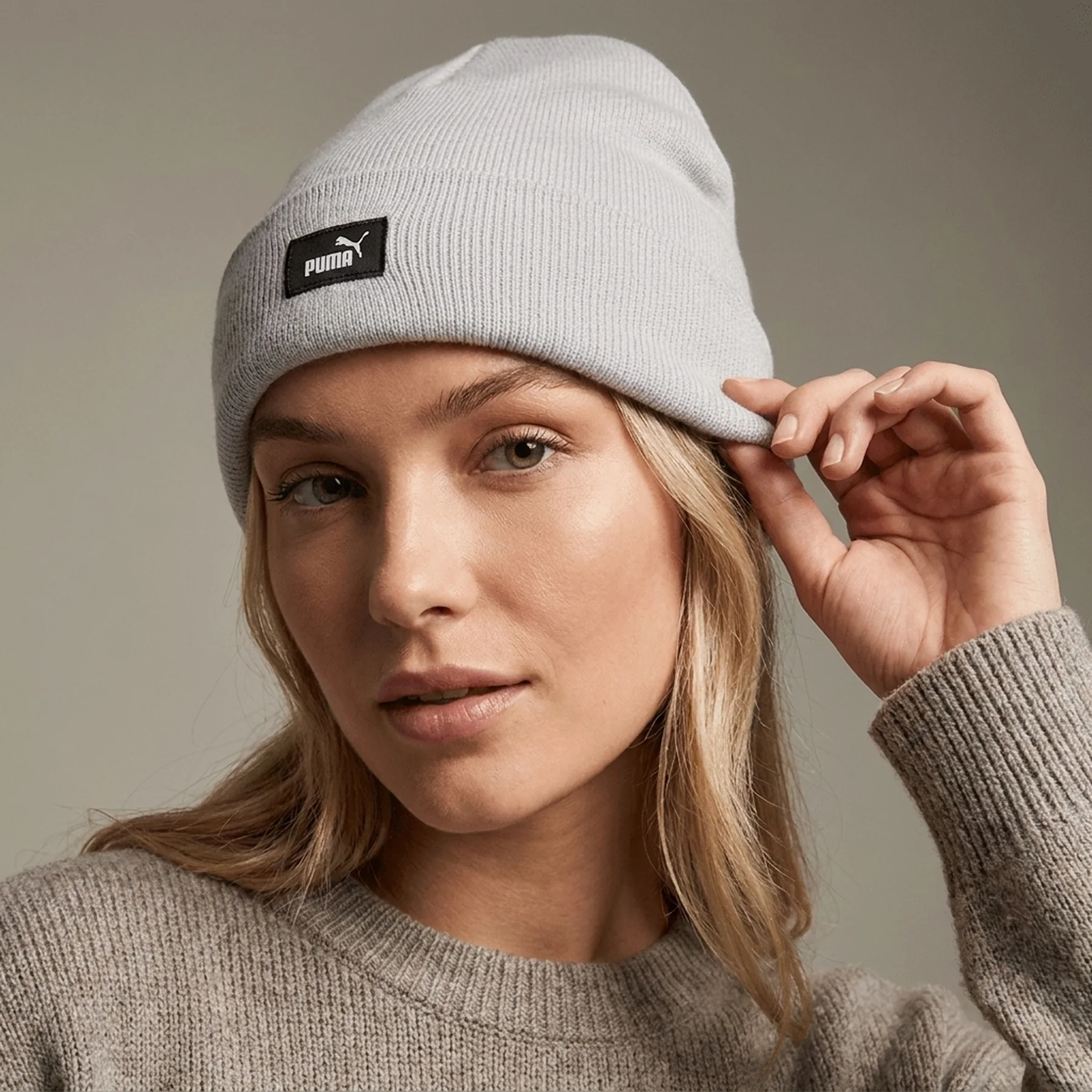ESS Mid Crown Beanie