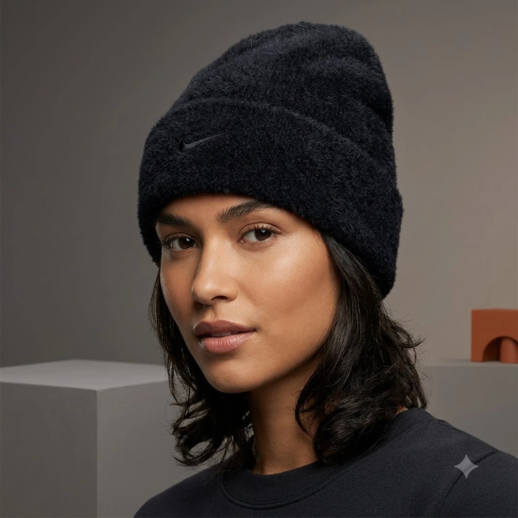 Шапка унісекс Nike Peak Cozy Beanie Black HQ0369-010 MISC