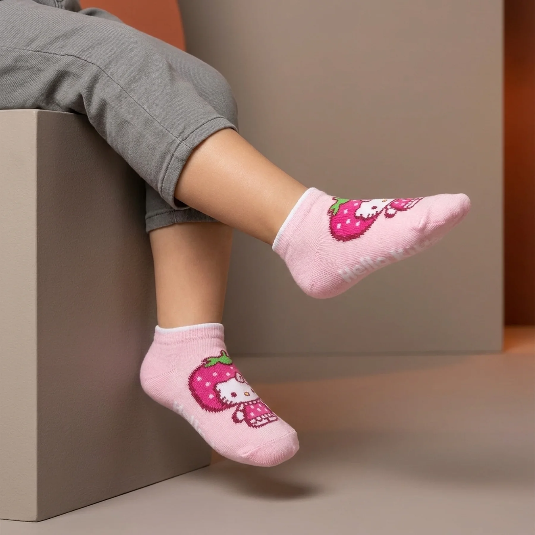 Шкарпетки HELLO KITTY HK THEME FRAISE рожевий Діт 27-30, арт.83890528-2