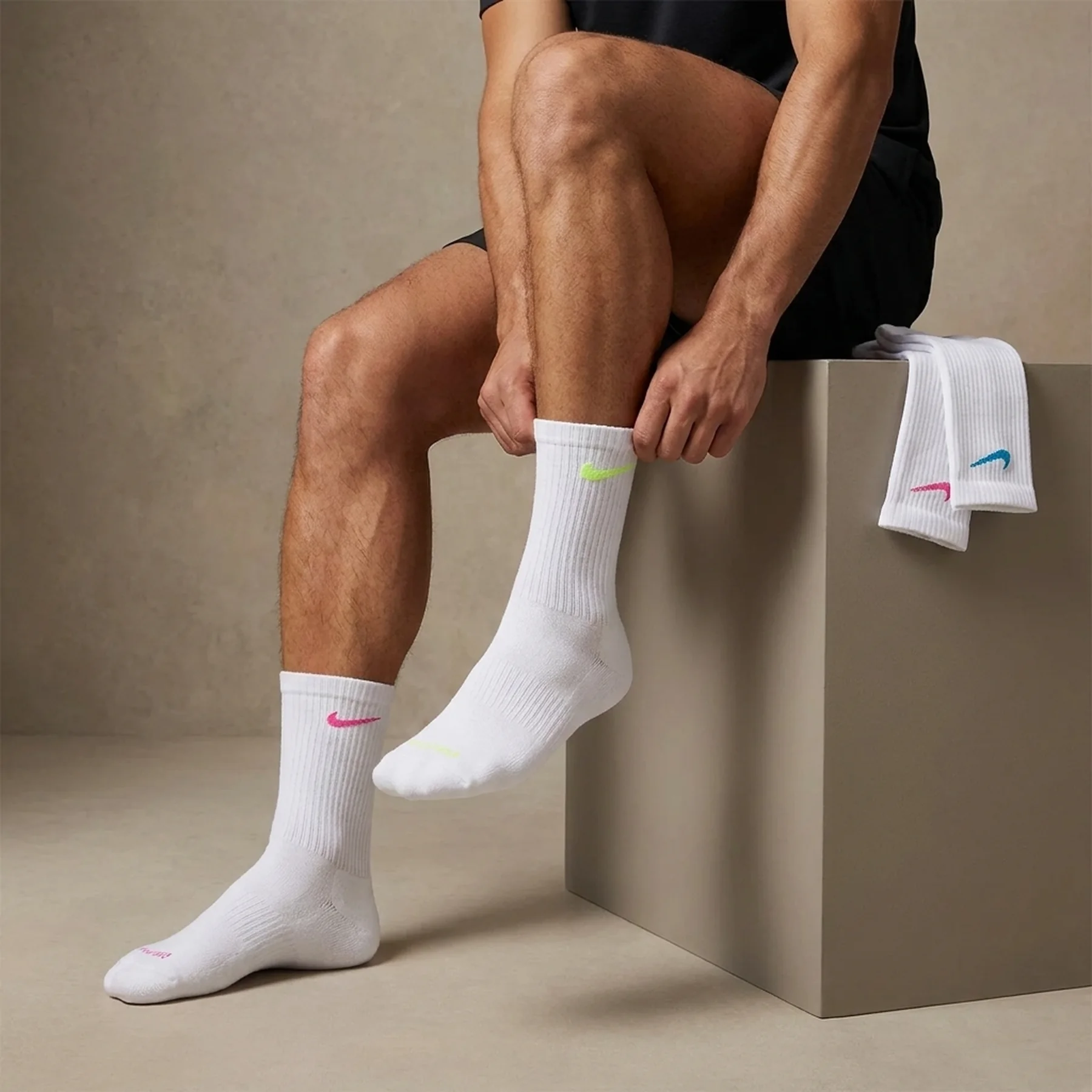 Шкарпетки Nike Everyday Plus Cushioned Crew (SX6888-938)