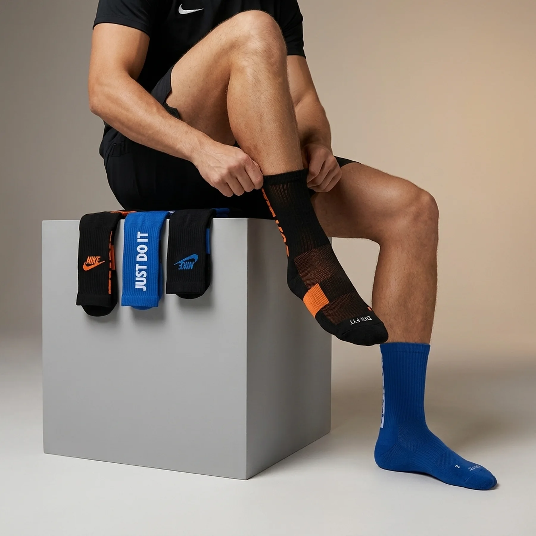 Шкарпетки Nike Football Everyday Plus (HJ9378-902)