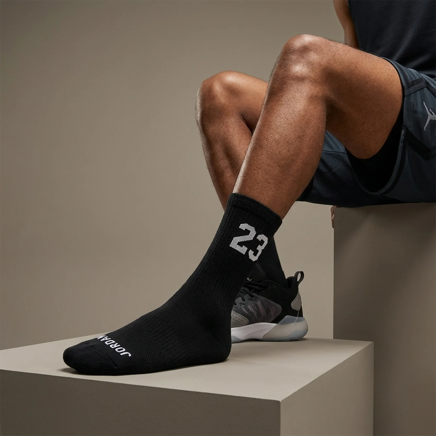 Шкарпетки Nike U Jordan Essential Crew 3Pr (DA5718-010)