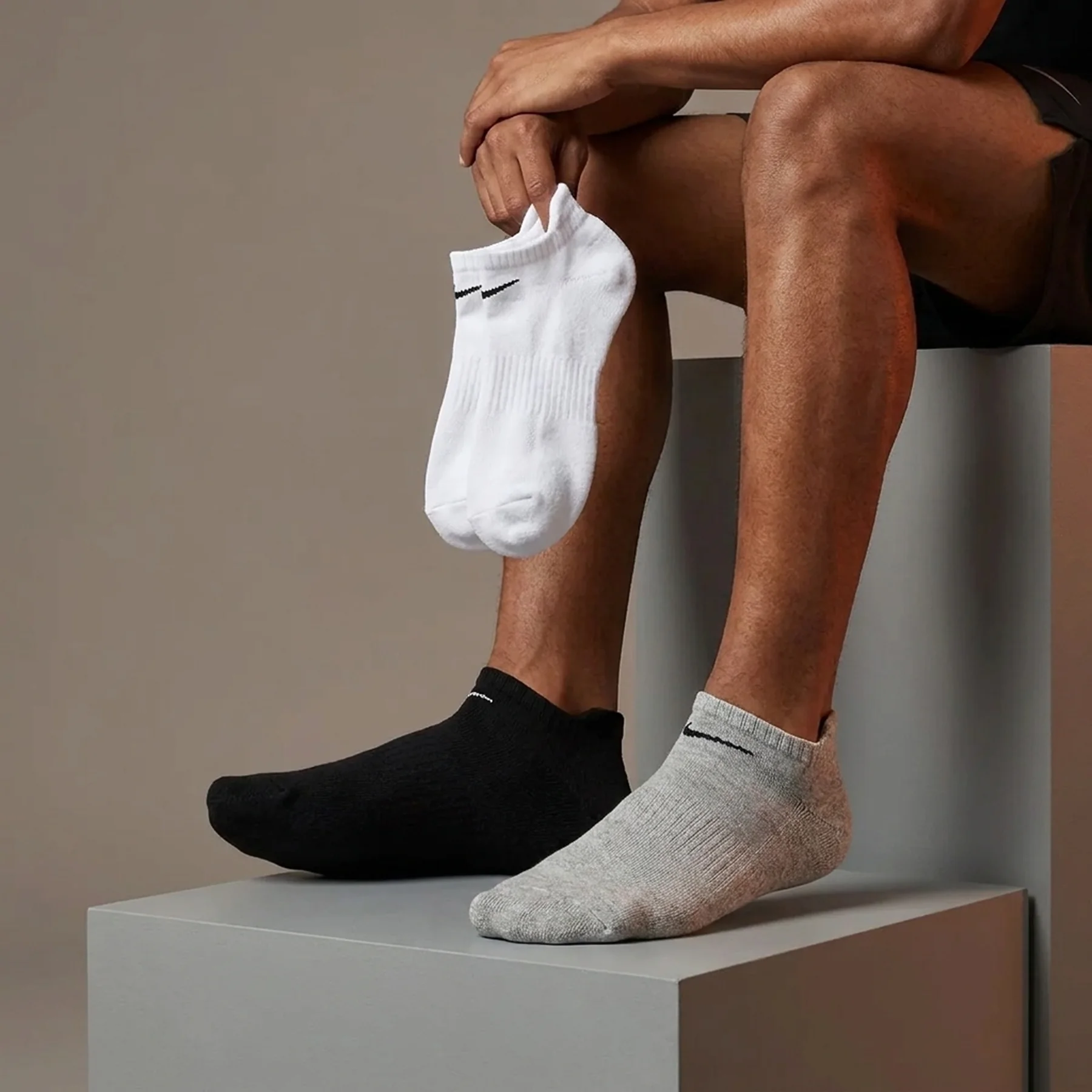 Шкарпетки Nike U NK EVERYDAY CUSH NS 3 пари