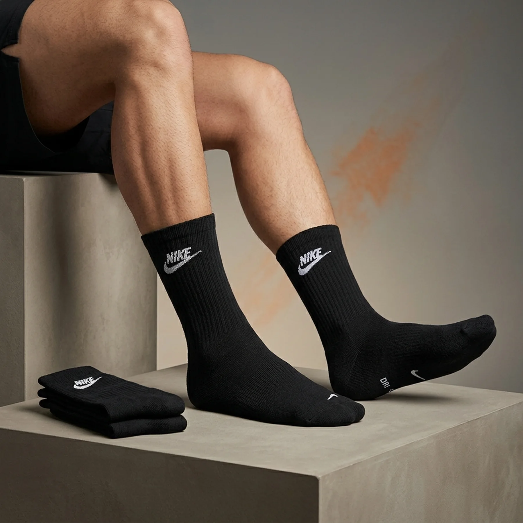 Шкарпетки Nike U Nk Nsw Everyday Essential Cr (DX5025-010)