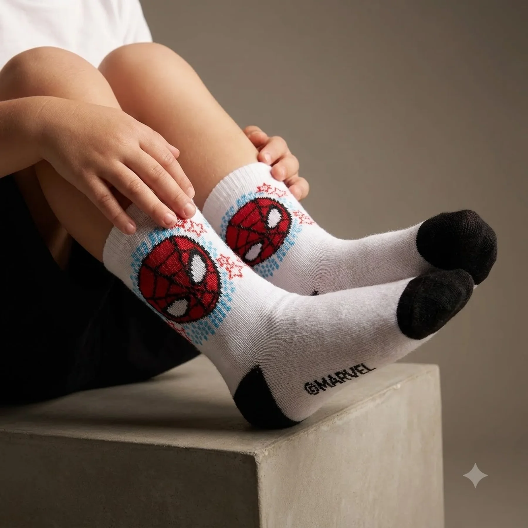 Шкарпетки SPIDER MAN TETE SPIDERMAN + ETOILES білий Діт 23-26,арт.43890147-4