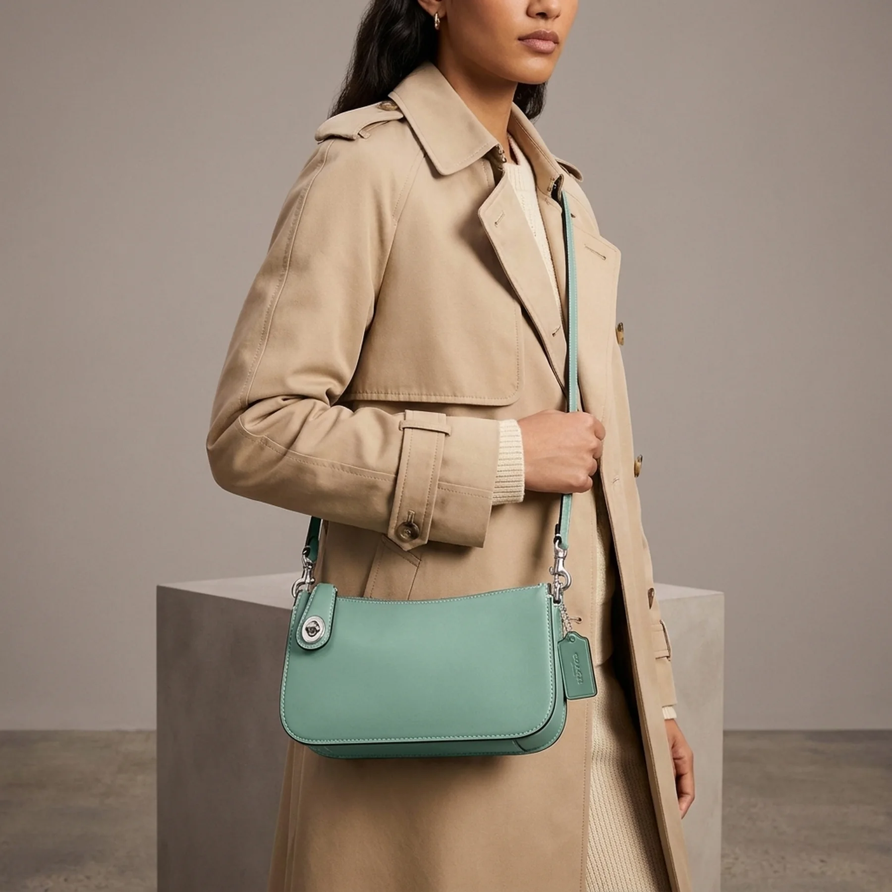 Шкіряна сумка на плече COACH 1159819246 (Бірюзовий One size)