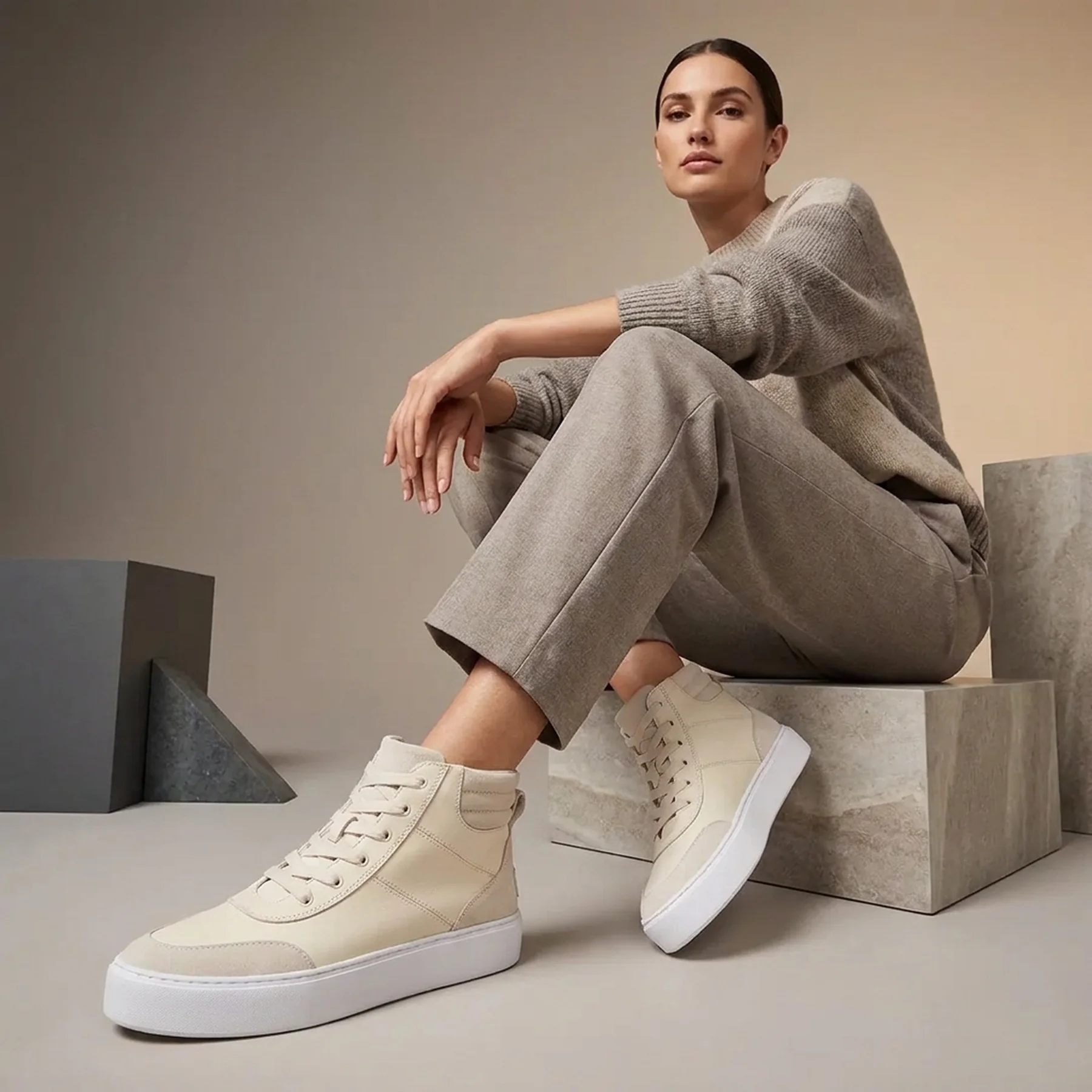 Шкіряні високі кеди Zilo High 2 UGG 38,5