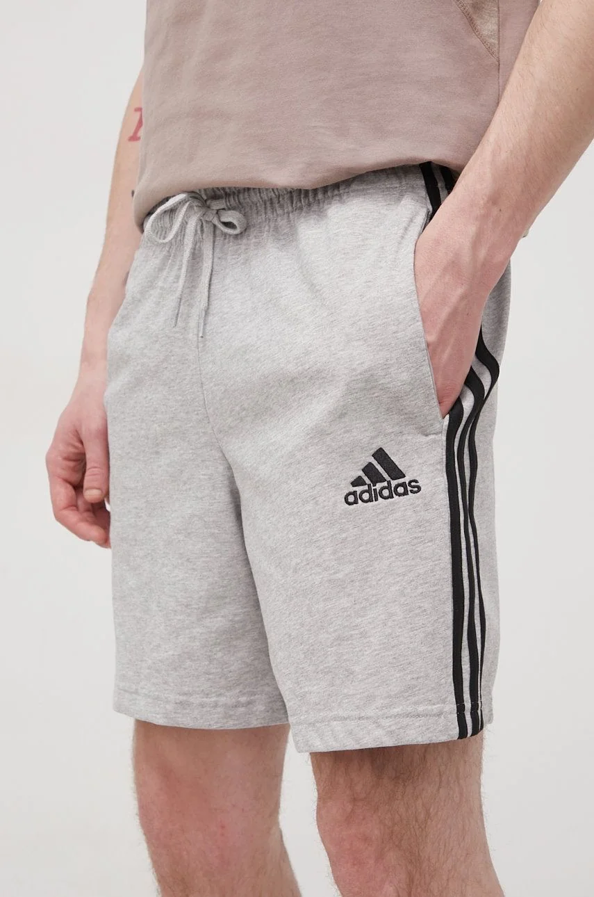 Шорти чоловічі adidas Essentials GK9990