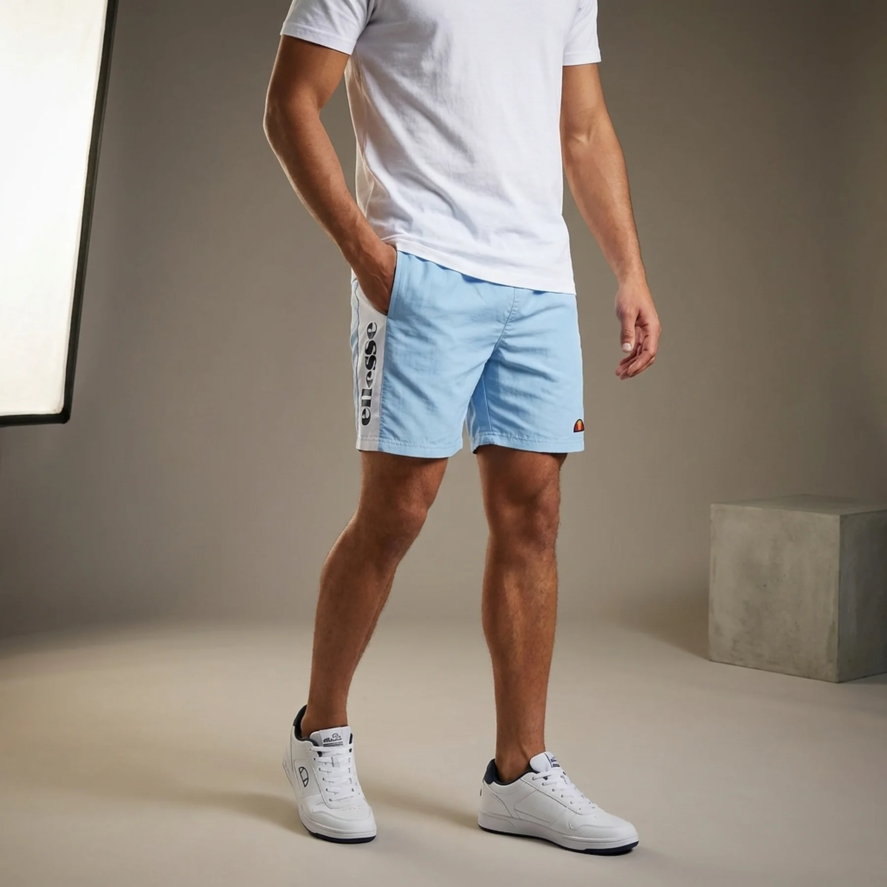Шорти чоловічі Ellesse Bratani Shorts Light (SHR14833-475)