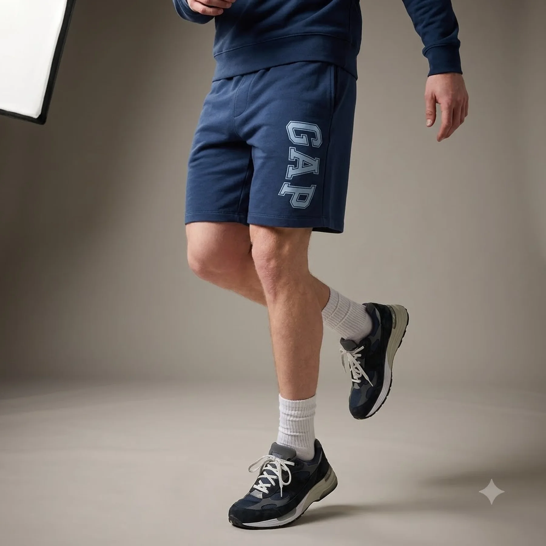 Шорти чоловічі Gap J - Side Arch Short Blue (562167-01)