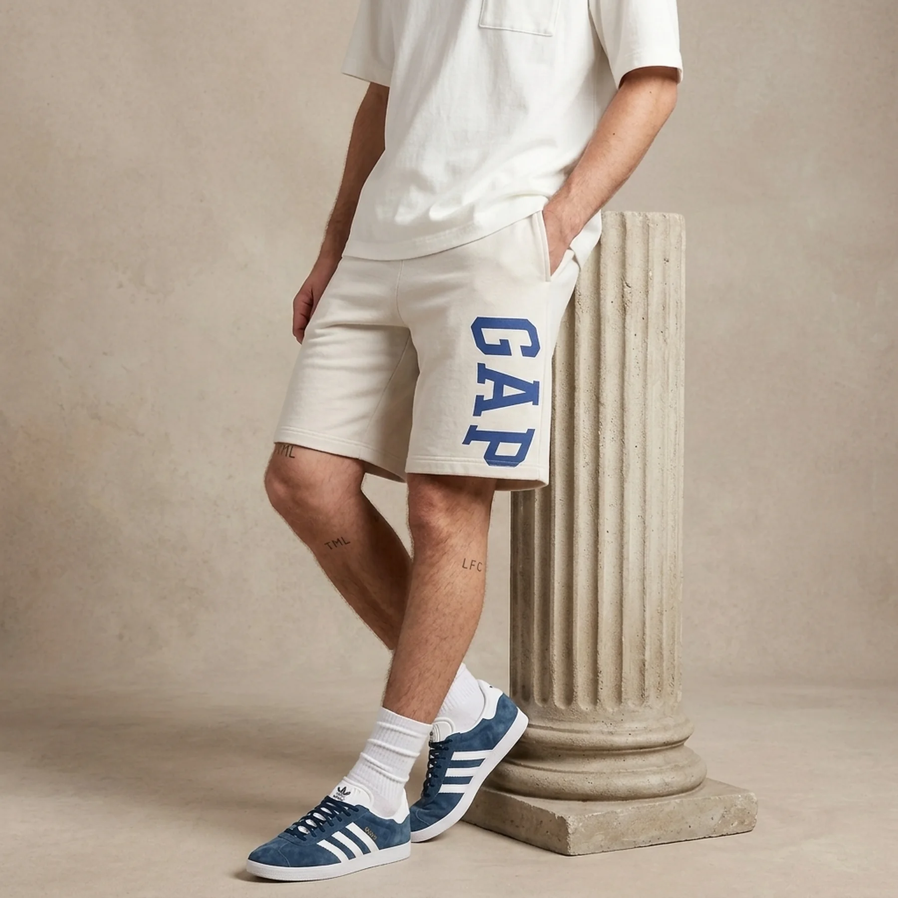Шорти чоловічі Gap J - Side Arch Short White (541617-02)
