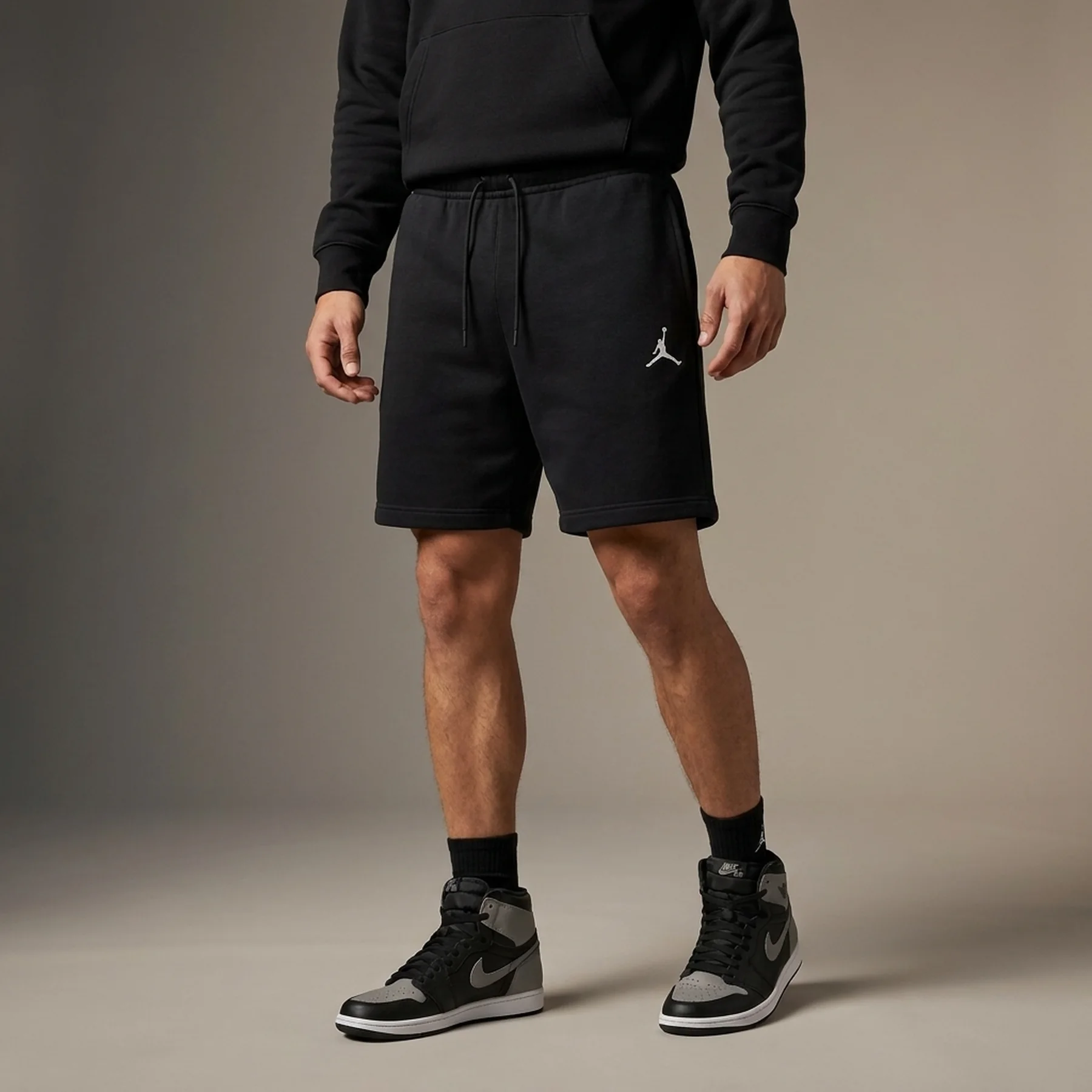 Шорти чоловічі Jordan Essential Men's Fleece Shorts (DQ7470-010)