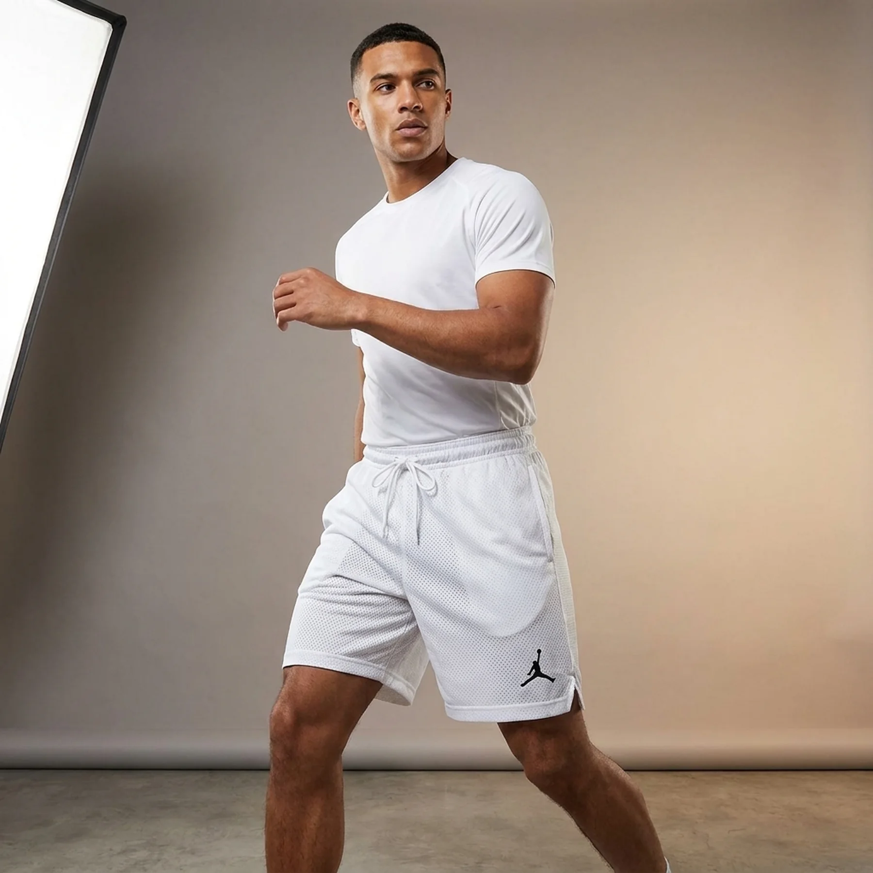 Шорти чоловічі Jordan Sport Dri-Fit White (FN5816-113)