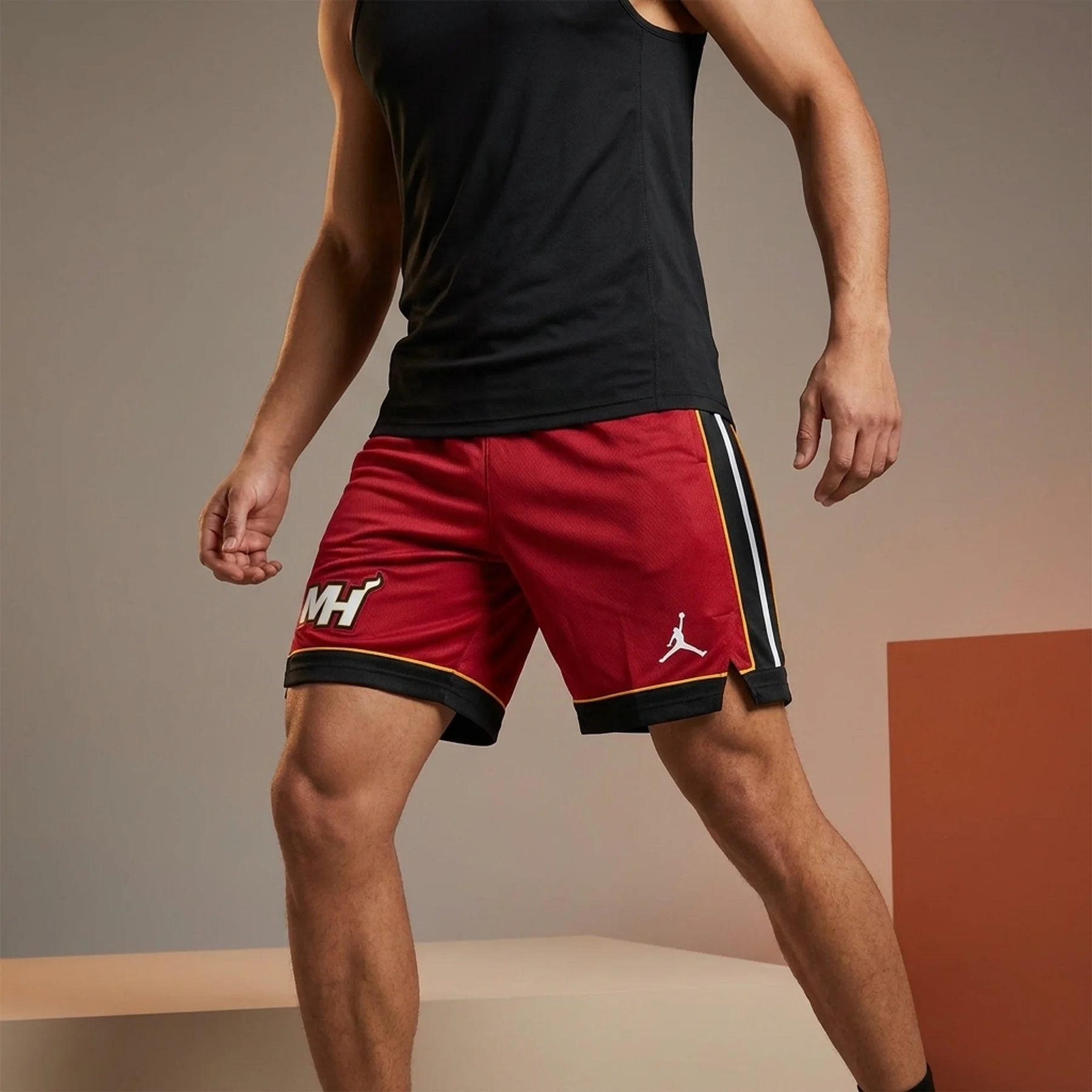 Шорти чоловічі Jordan Swingman Shorts (CV9566-608)
