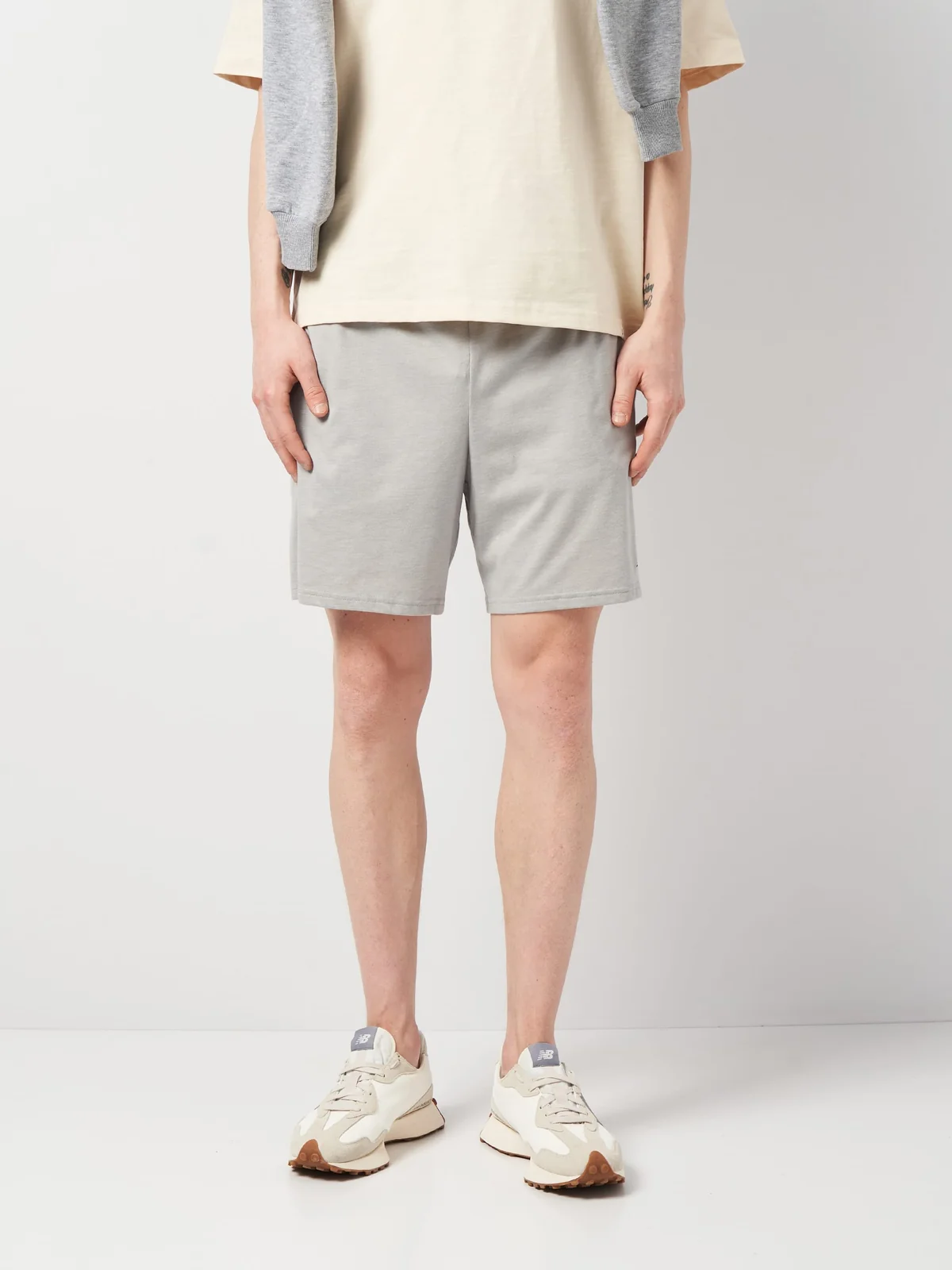 Шорти чоловічі New Balance Sport Essentials Heathertech Short 7 (MS41073AGT)