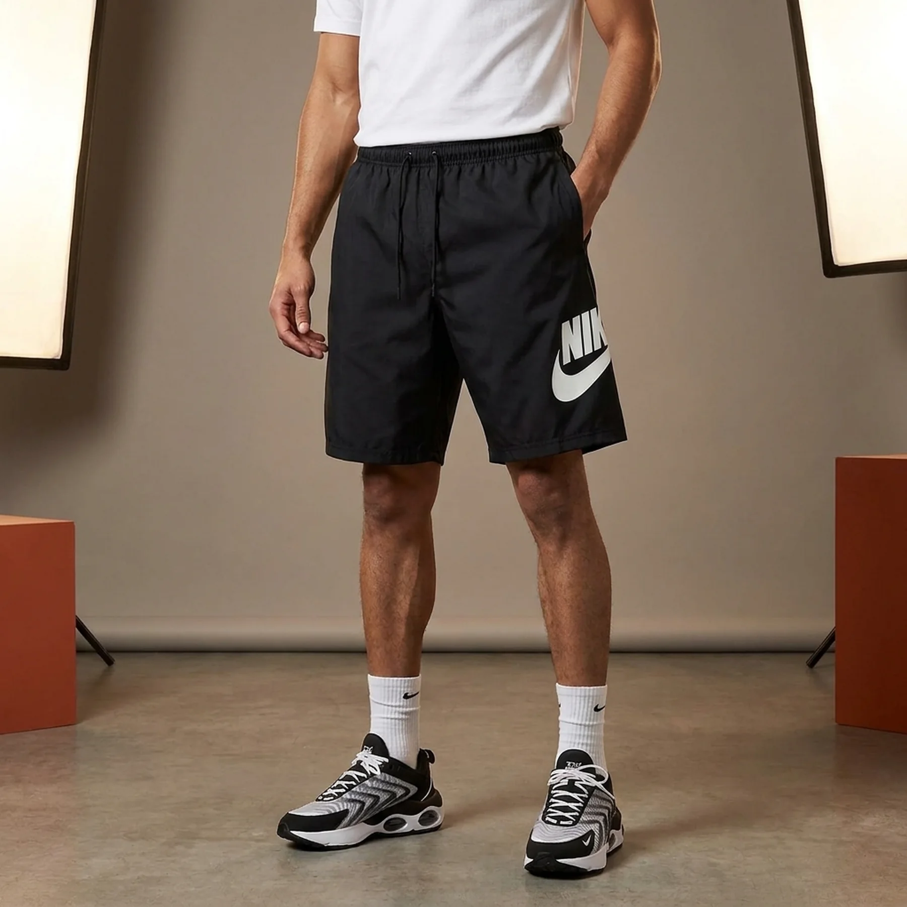 Шорти чоловічі Nike Club Short Wvn (FN3303-010)