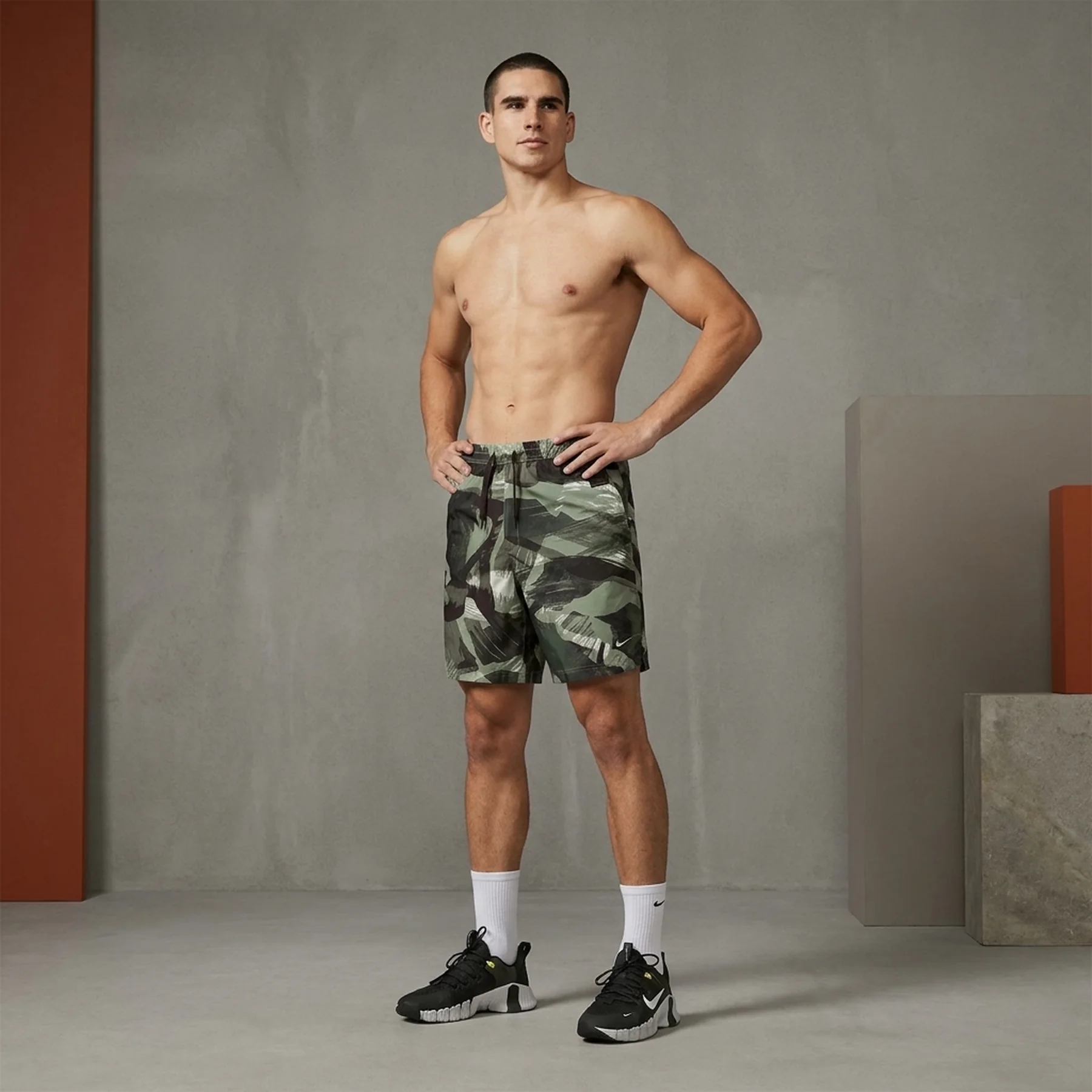 Шорти чоловічі Nike Dri-Fit 9 Unlined Versatile (FN3046-386)