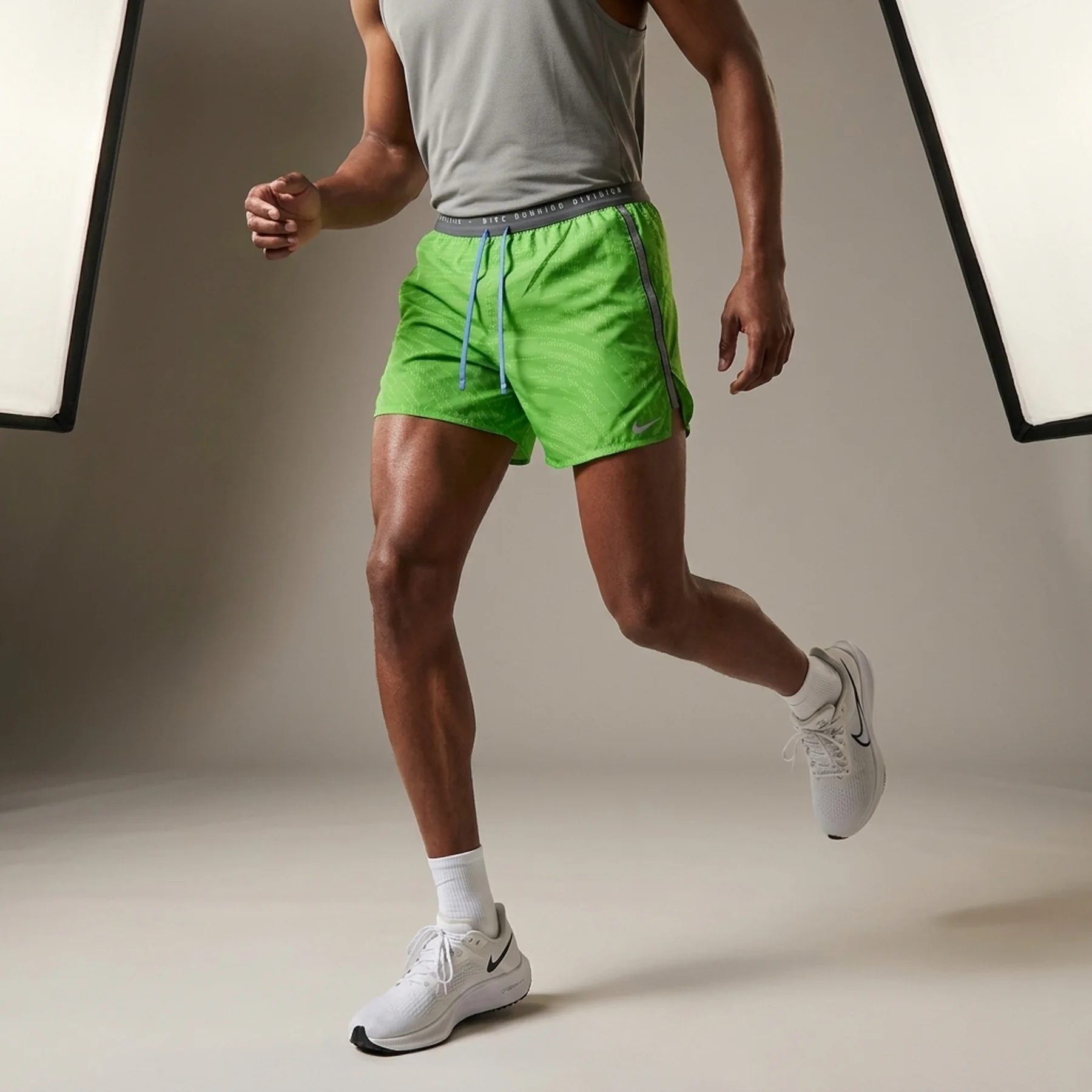 Шорти чоловічі Nike Dri Fit Run Division Stride Green (DM4767-377)