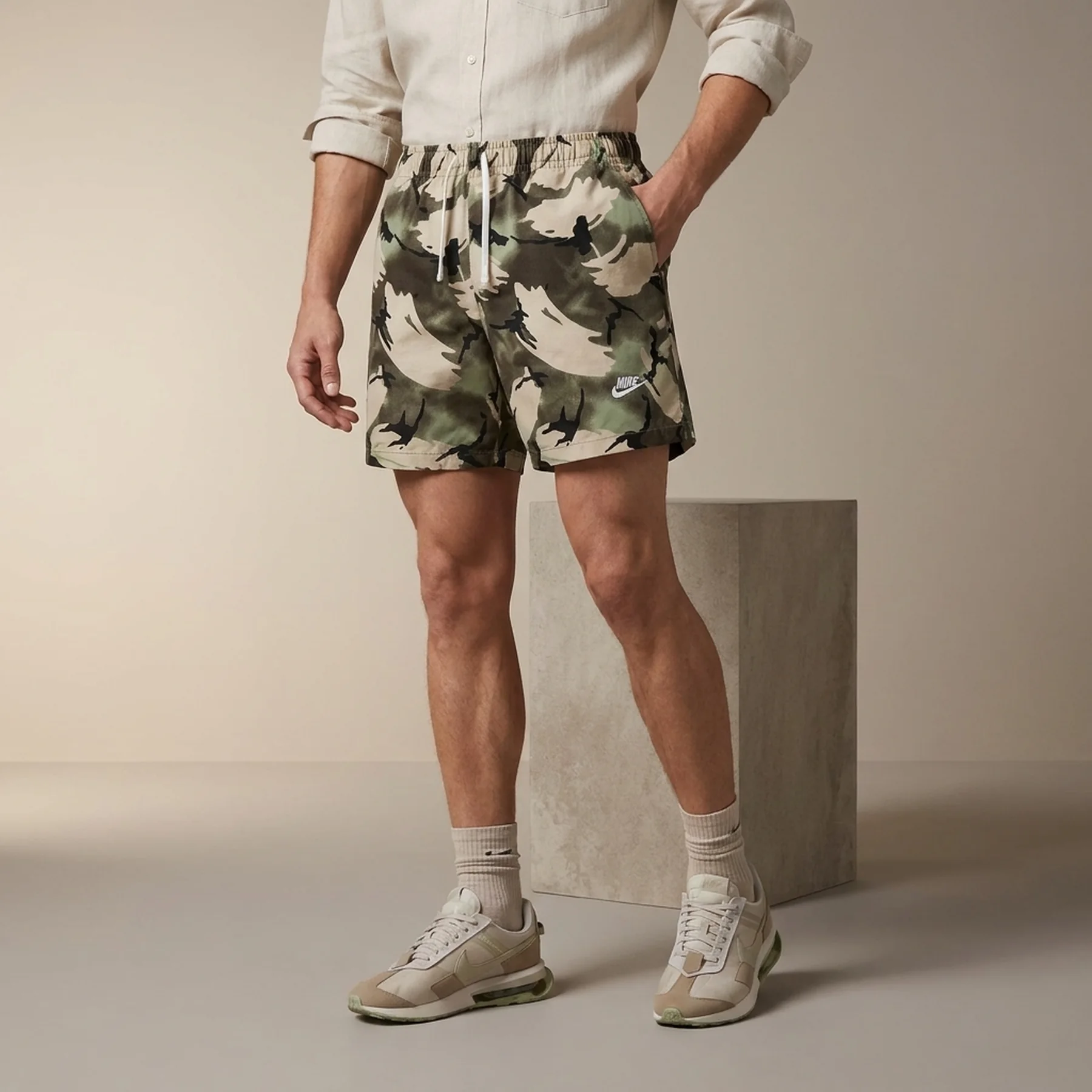 Шорти чоловічі Nike Men's Woven Flow Shorts - Green (DX0737-386)