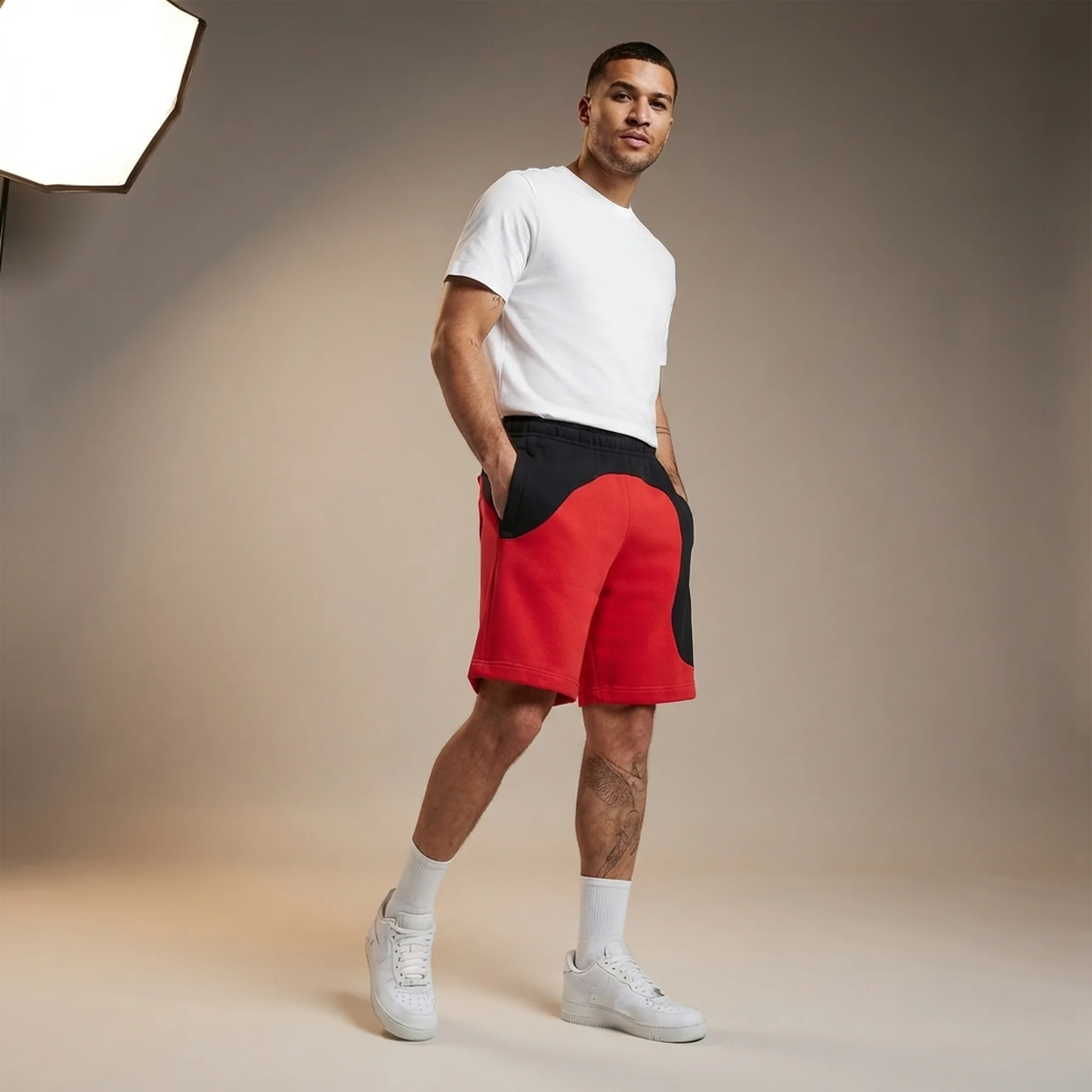 Шорти чоловічі Nike Sportswear Color Clash Men's Fleece Shorts (DR9856-010)