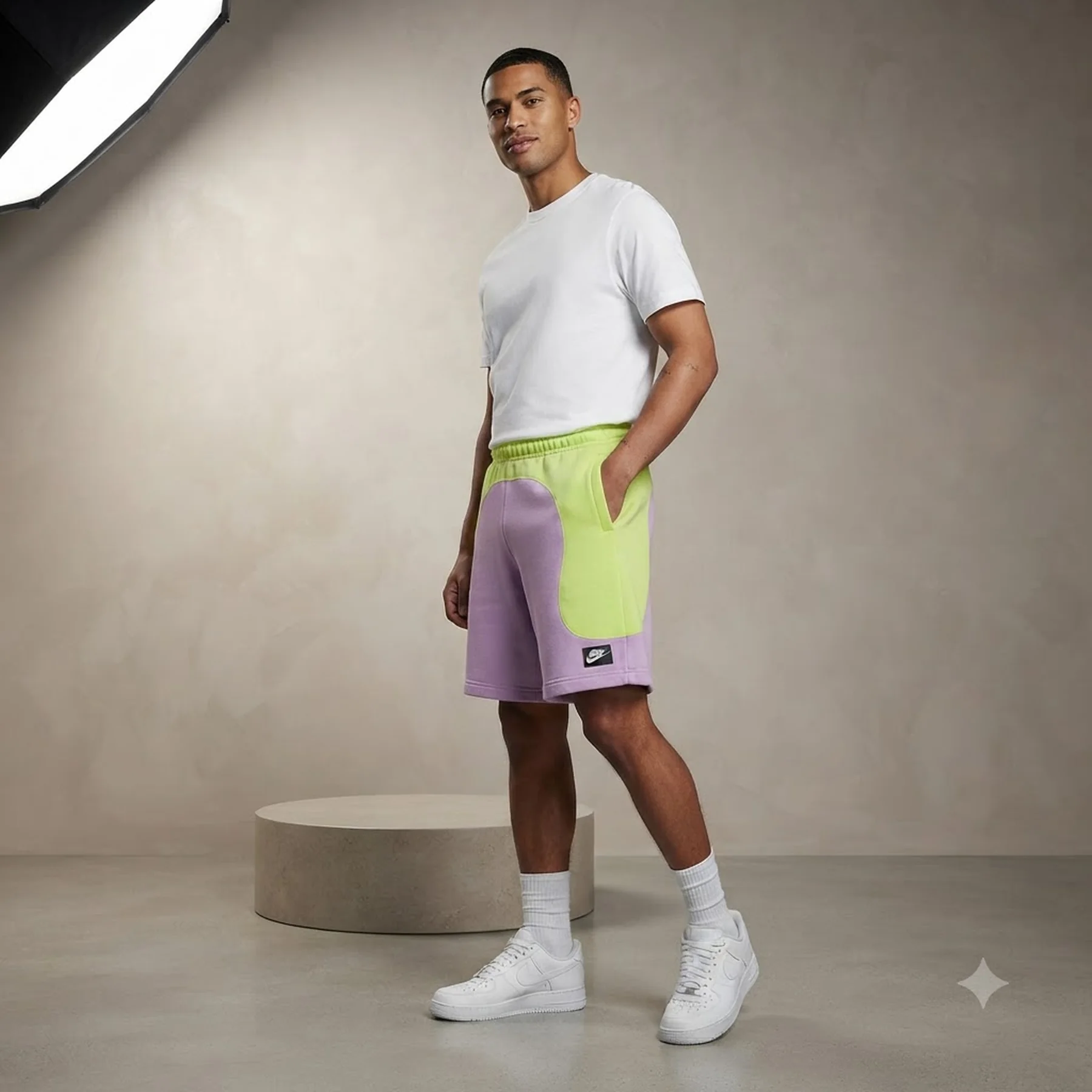 Шорти чоловічі Nike Sportswear Color Clash Men's Fleece Shorts (DR9856-010)