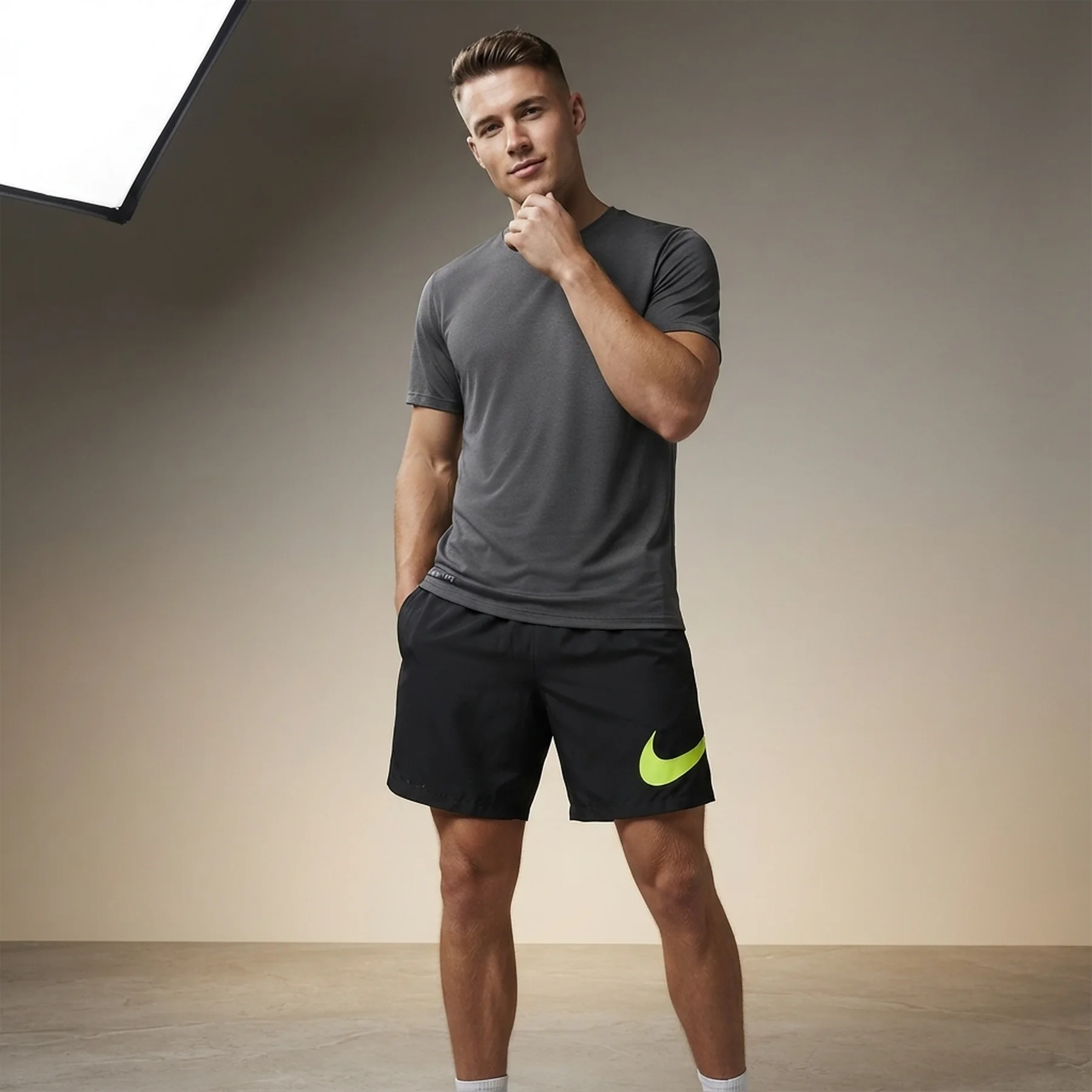 Шорти чоловічі Nike Sportswear (FJ5319-010)