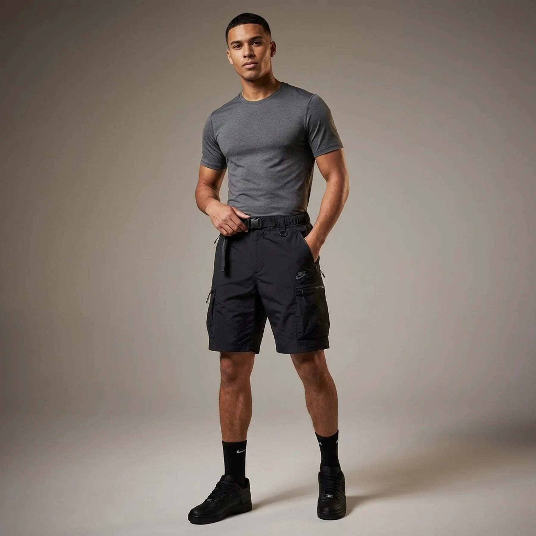 Шорти чоловічі Nike Sportswear Tech Pack (DX0229-010)