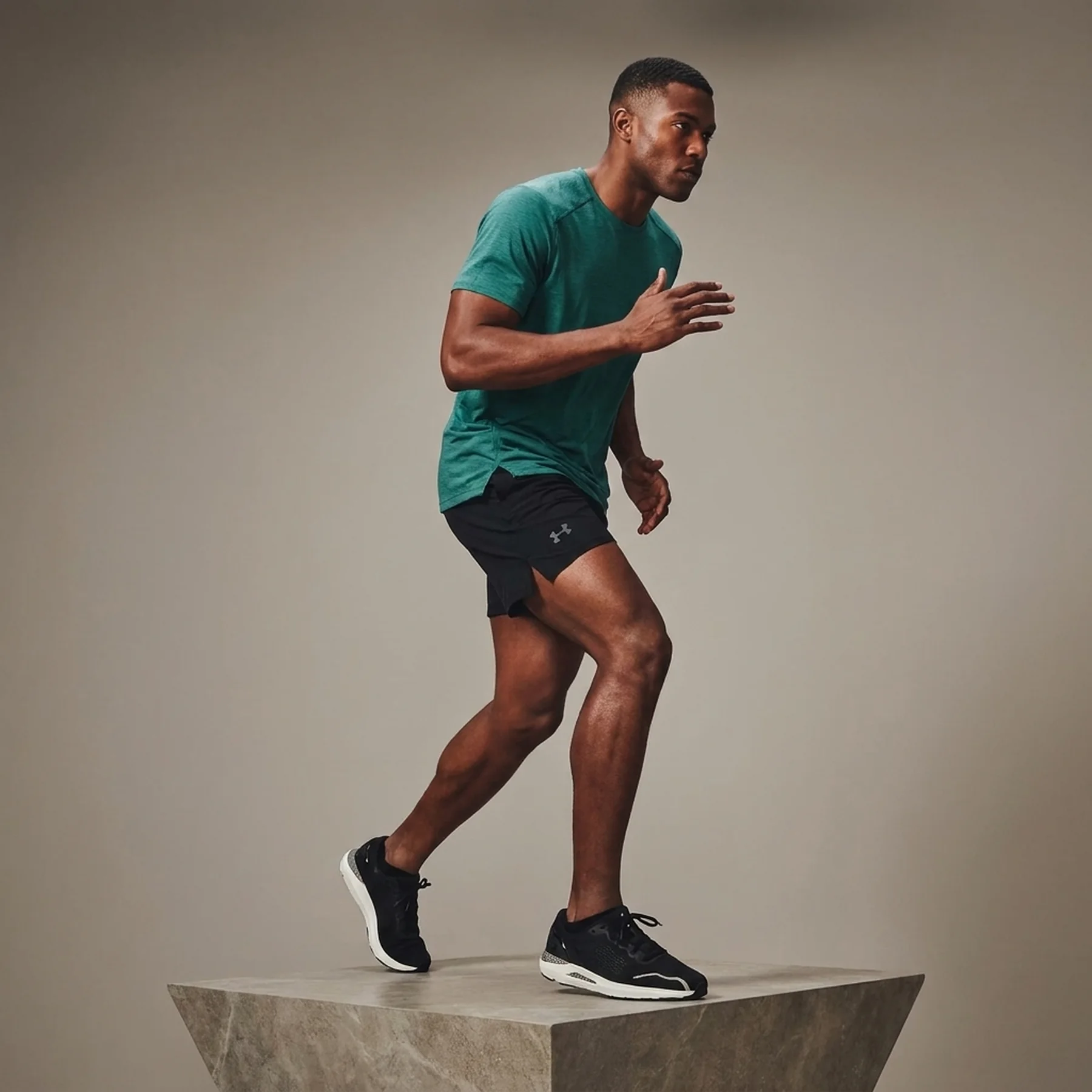 Шорти чоловічі Under Armour Launch Elite (1376508-001)