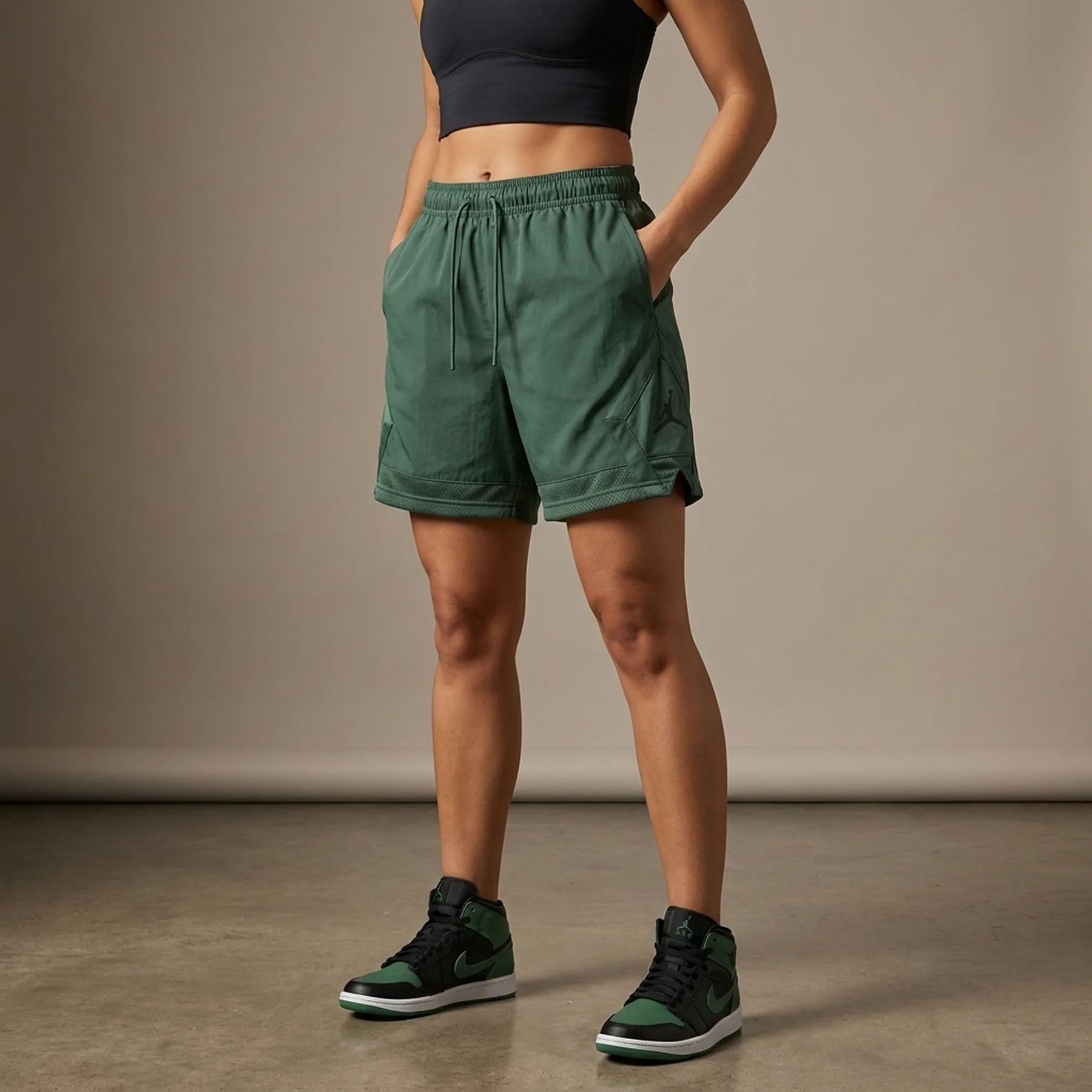Шорти жіночі Jordan Dri-Fit Woven Diamond Shorts Green (FQ2989-366)