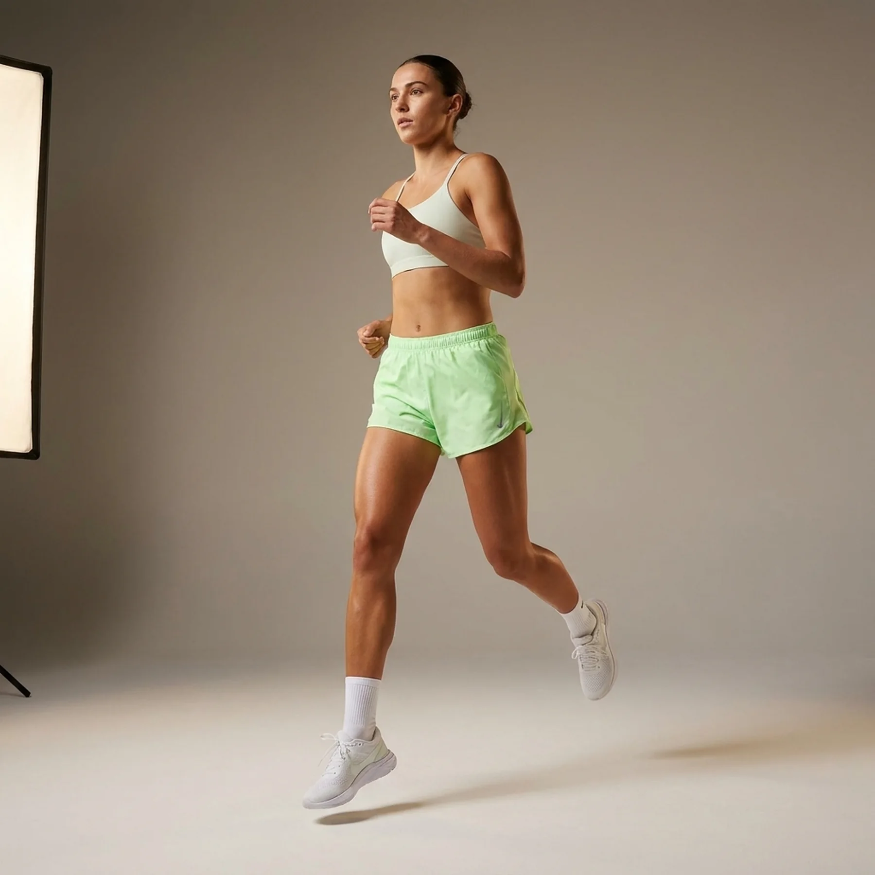 Шорти жіночі Nike Dri-Fit Tempo Race Short (DD5935-736)