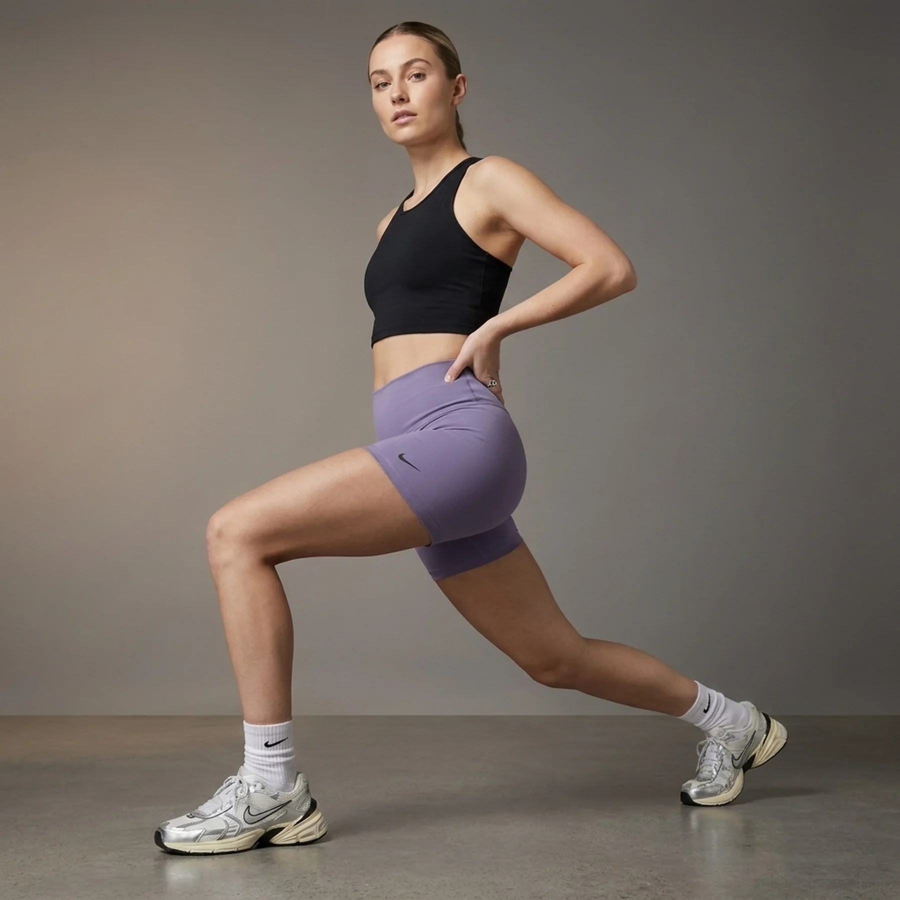 Шорти жіночі Nike One High-Waisted 5 Biker Shorts Violet (FN3211-509)