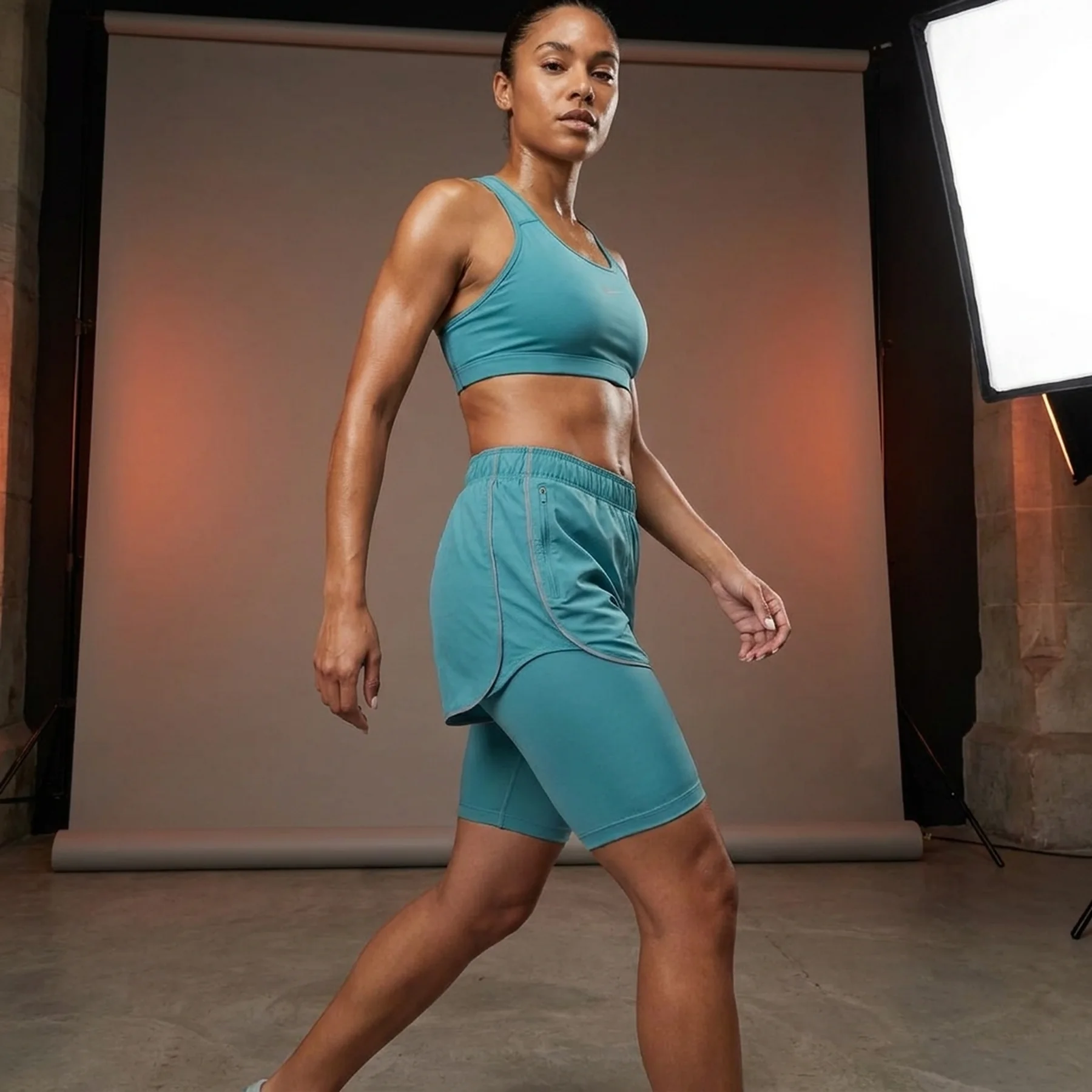 Шорти жіночі Nike Run Dri Fit 2 In 1 Shorts (DQ5935-424)