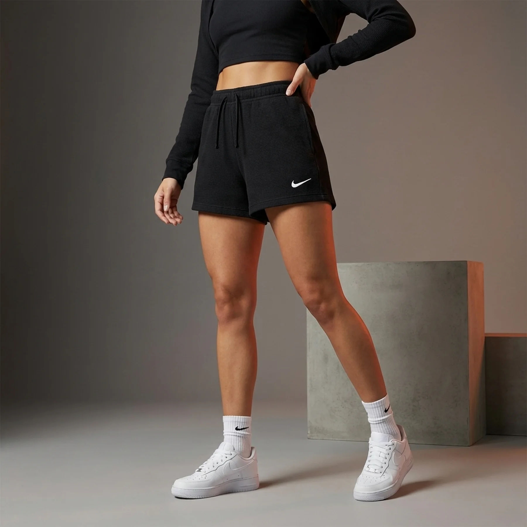 Шорти жіночі Nike Sportswear Chill Waffle Black (HJ3842-011)