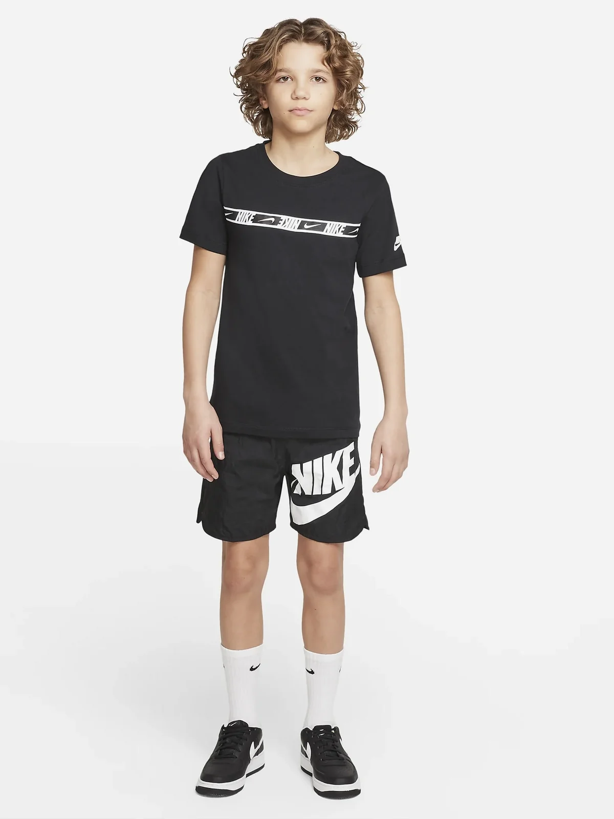 Шорти жіночі Nike Sportswear (DO6582-010)