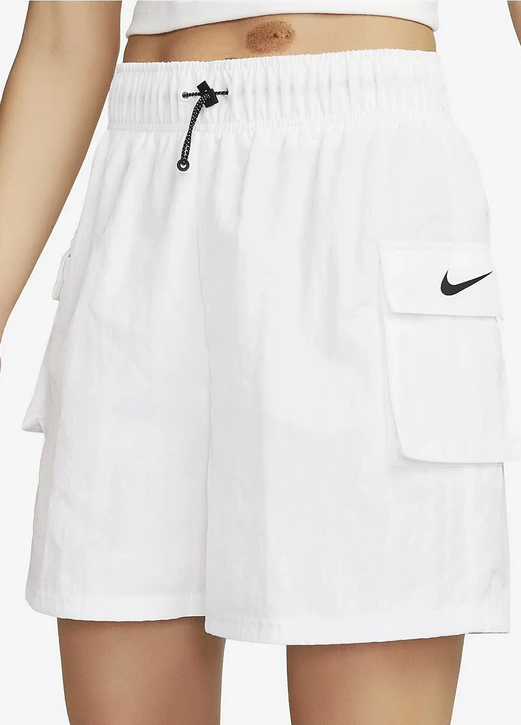 Шорти жіночі Nike Sportswear Essential (DM6247-010)