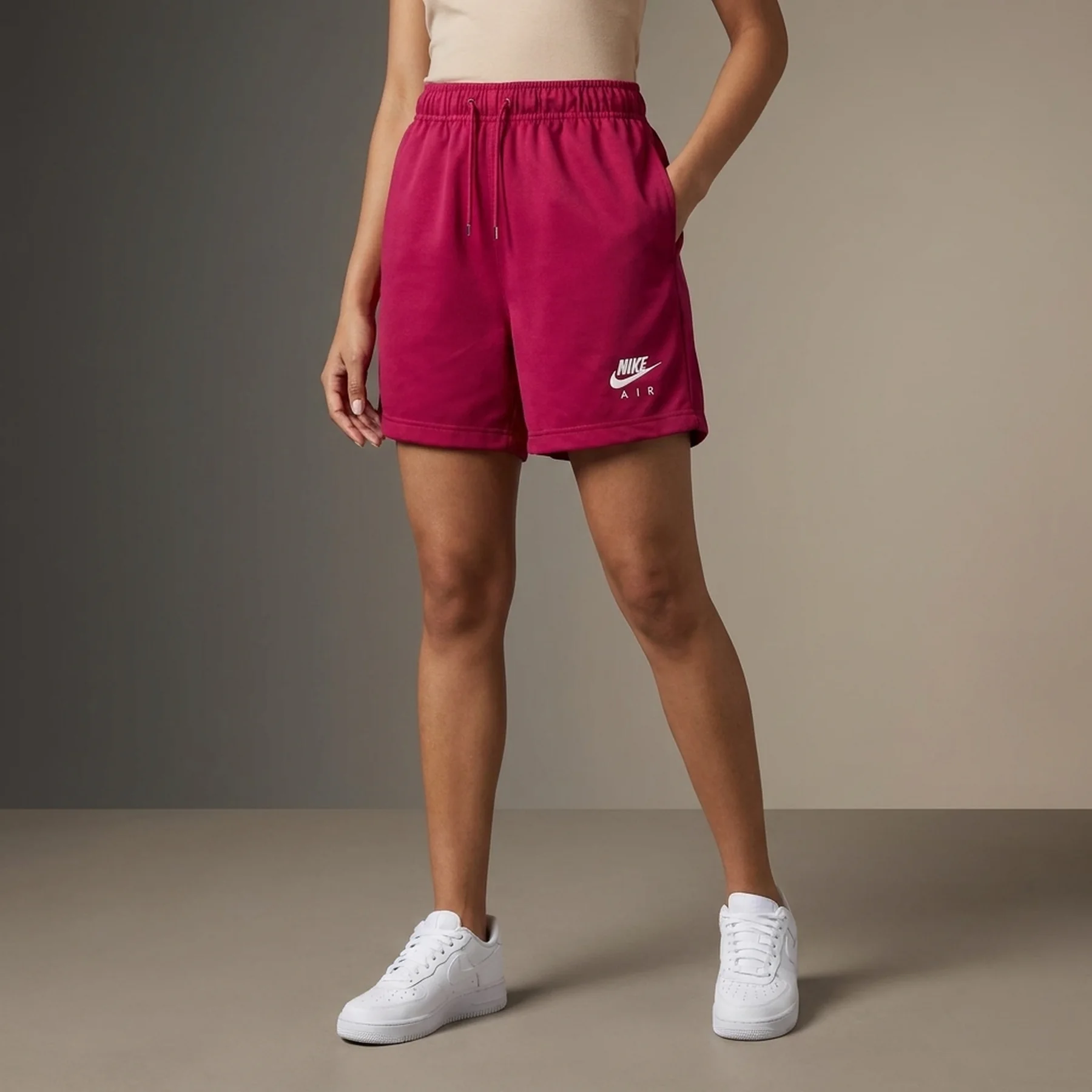 Шорти жіночі Nike Woven High-Rise Shorts (DD5427-643)