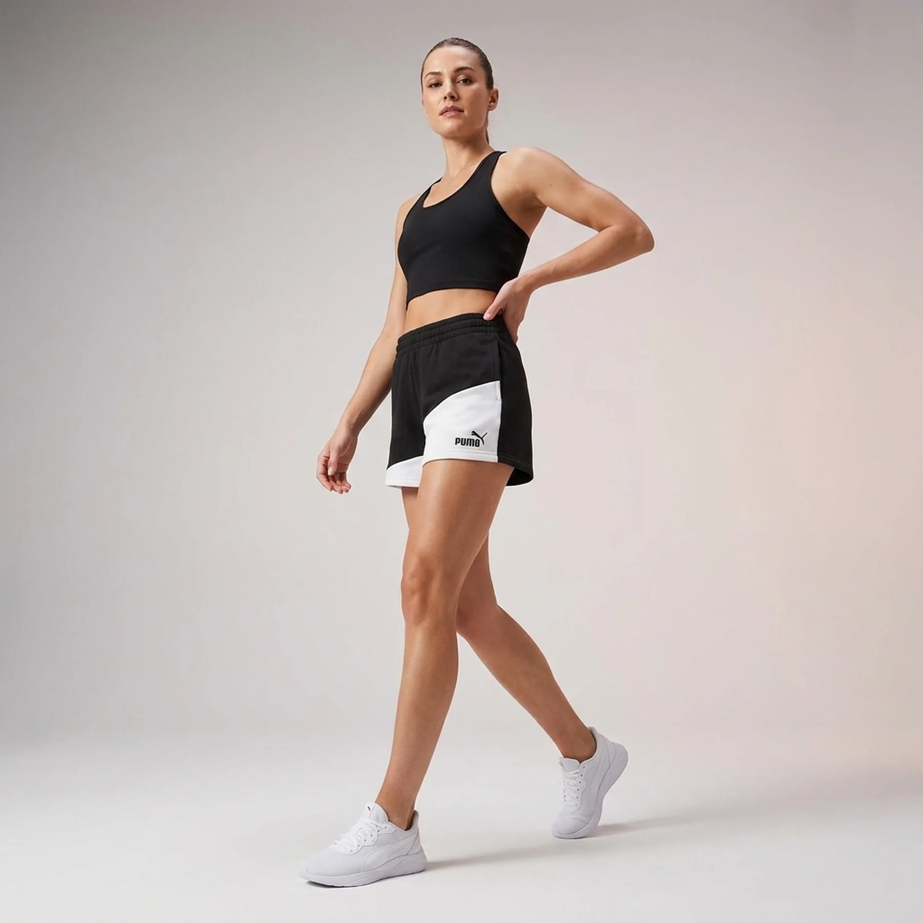 Шорти жіночі Puma Power Shorts (67874601)