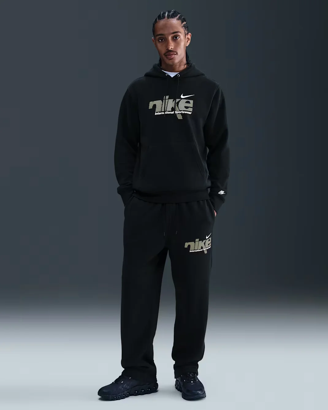Штани чоловічі Nike Sportswear Club IM8323-010